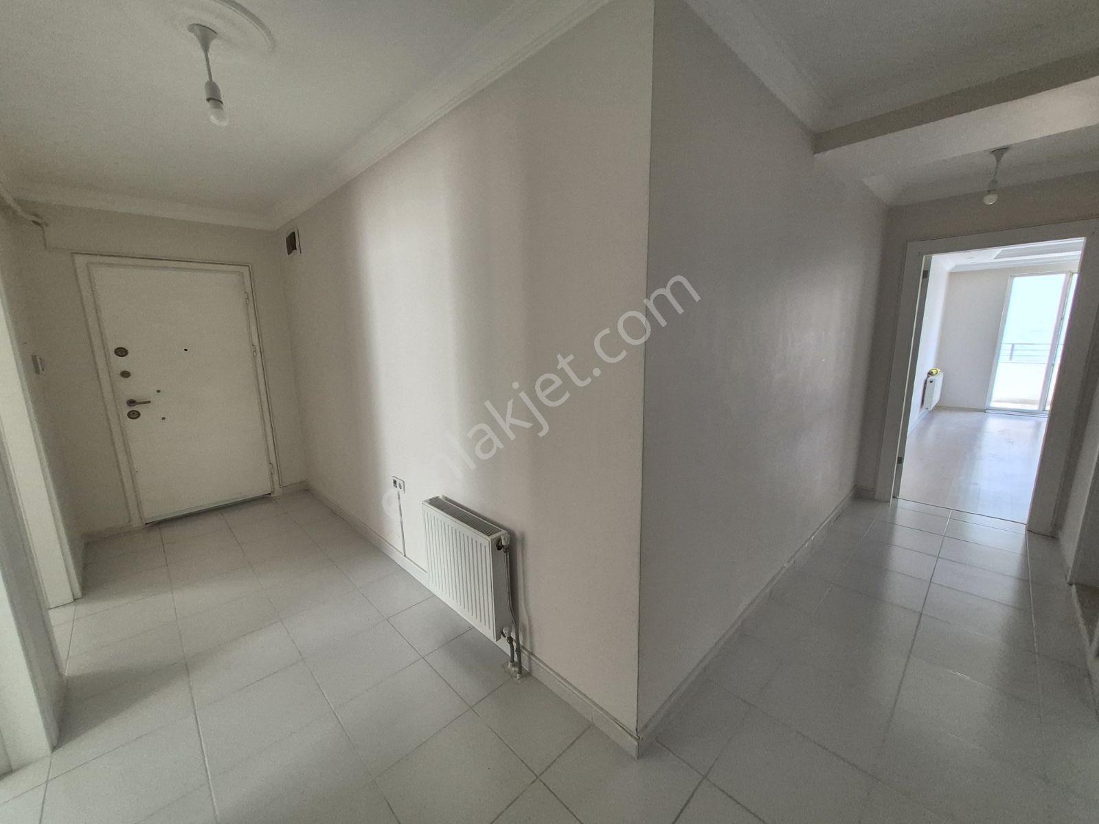 Bulvar Emlak'tan Merkezi Konumda Kiralık 2+1 Daire - Görsel 17