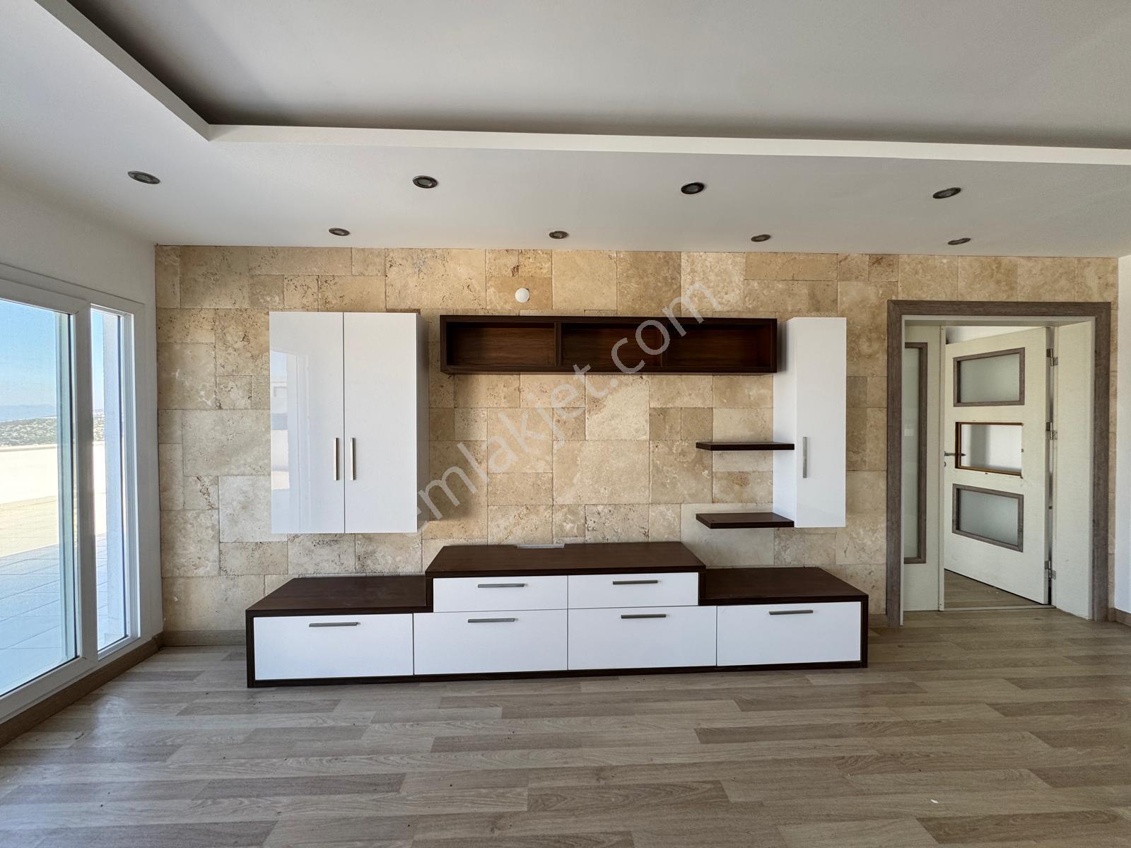 Kuşadası'nda Deniz Manzaralı 4+1 Full Teraslı Özel Satılık Daire - Görsel 15