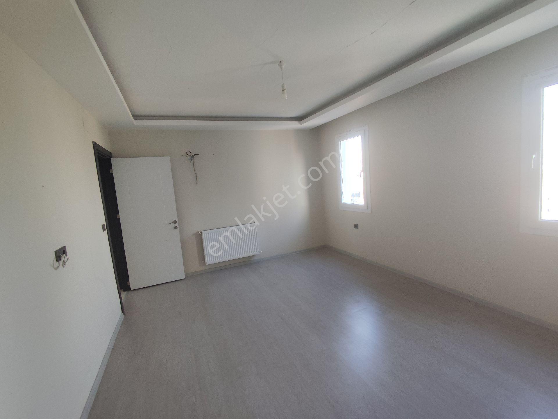 Atıcı'dan Güzel Konumda Kiralık Geniş 3+1 Kombili - Görsel 28