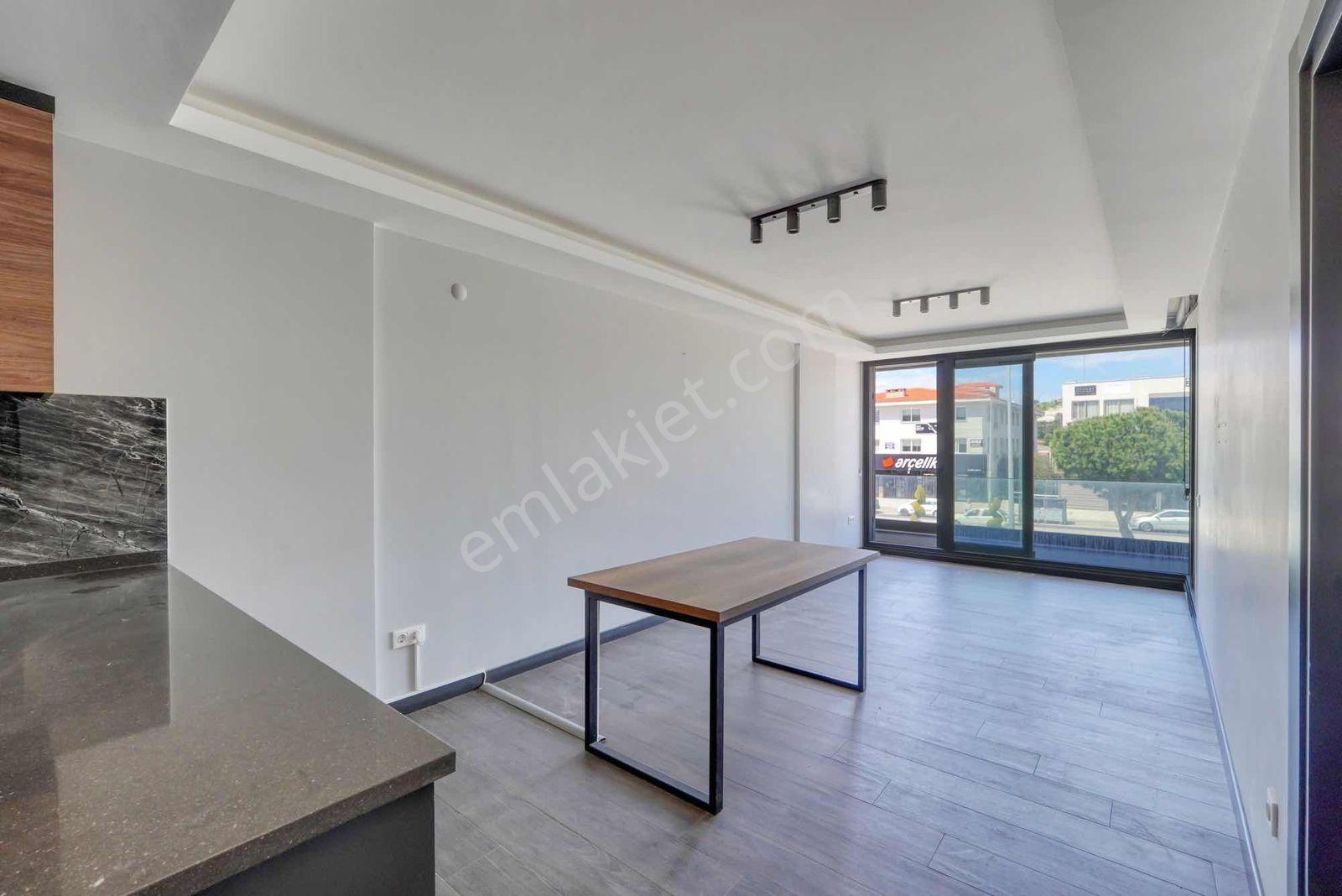 Çeşme Adliye & Carrefour Karşısı | Cadde Üzeri 1+1 Kiralık Ofis - Görsel 15