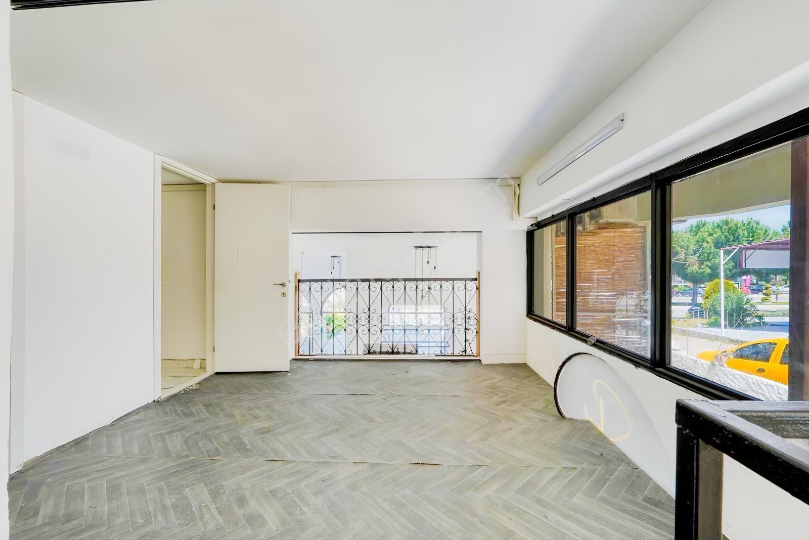 Çeşme Ana Caddede | Batar Katlı | Dev Cepheli Prestij Noktası - Görsel 33