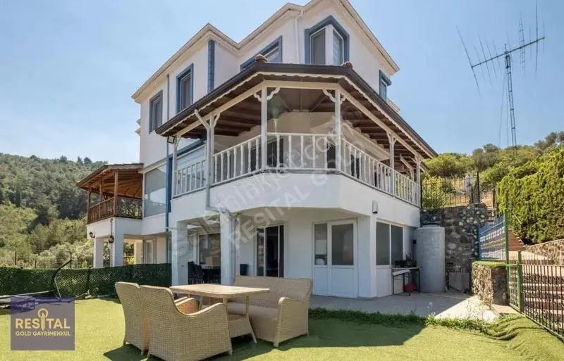Bursa Mudanya Kumyaka Kayabey Sitesinde Satılık Villa