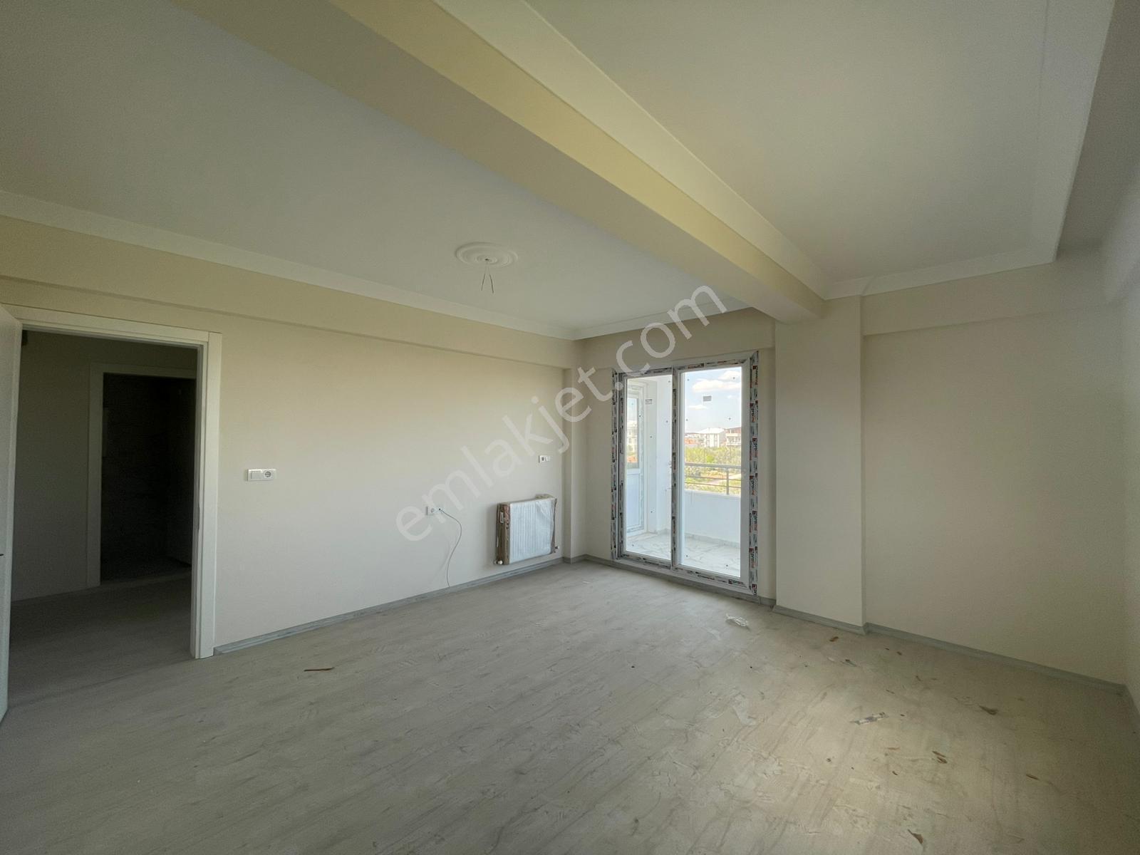 Efendi Mah. 90 M² 2+1 Arakat Daire - Görsel 7