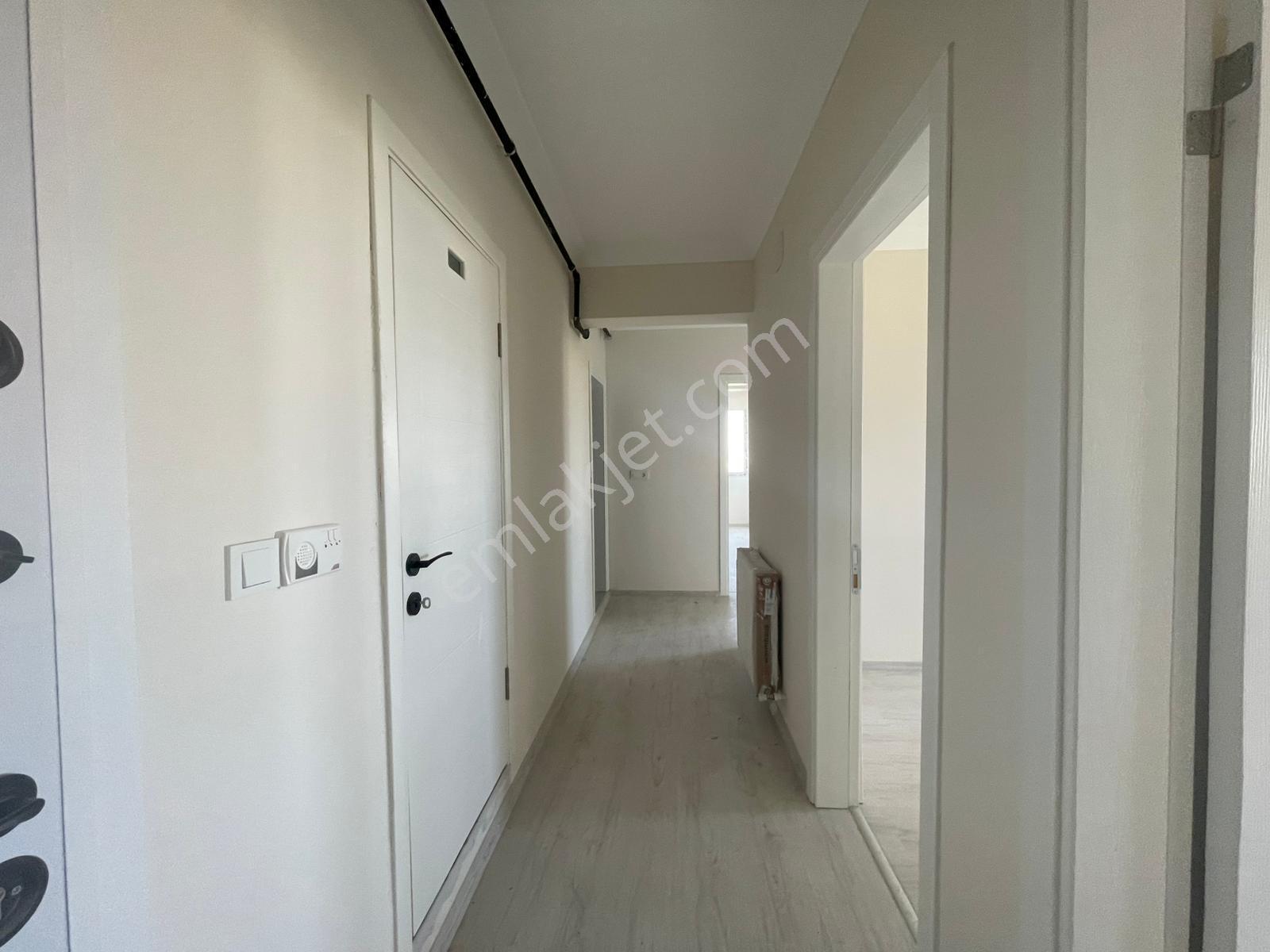 Efendi Mah. 90 M² 2+1 Arakat Daire - Görsel 27