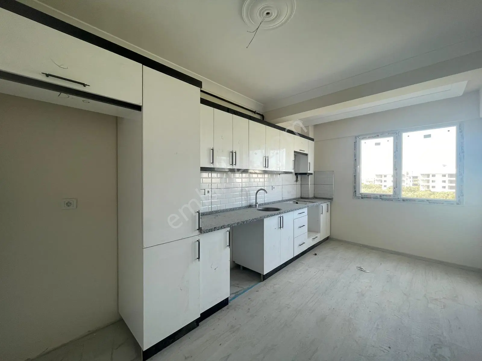 Efendi Mah. 90 M² 2+1 Arakat Daire - Görsel 4