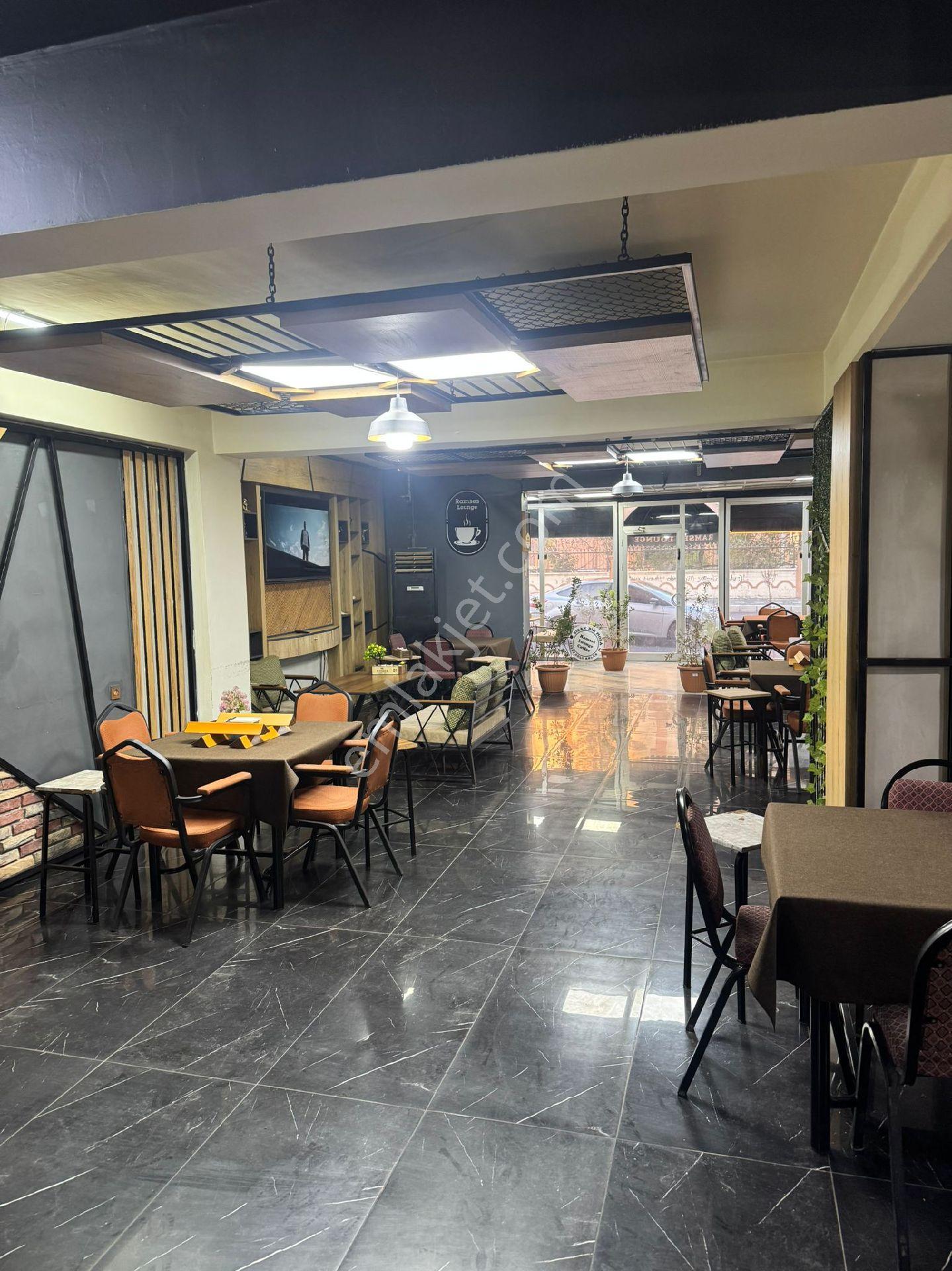 75 Mado Arkasında Eşyalı - Görsel 12