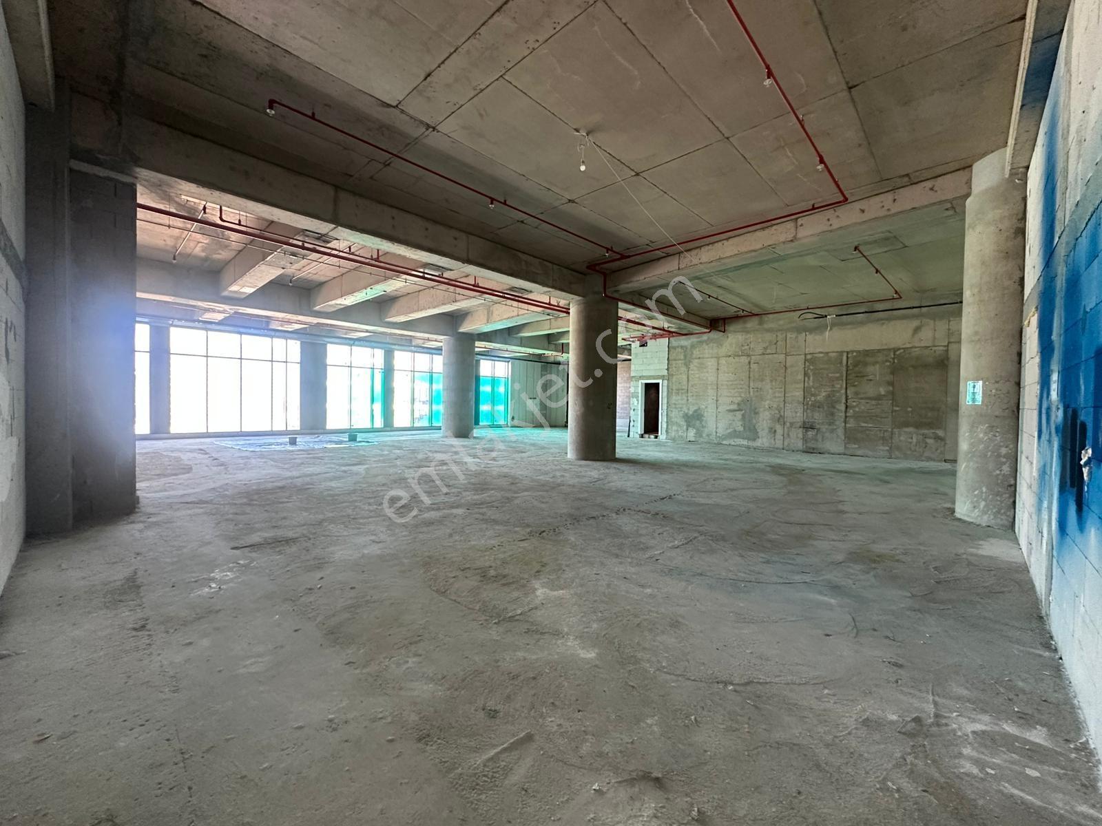 Piazza Ofis'de 478 M2 Kdv Avantajlı Premium Kiralık Ofis - Görsel 24