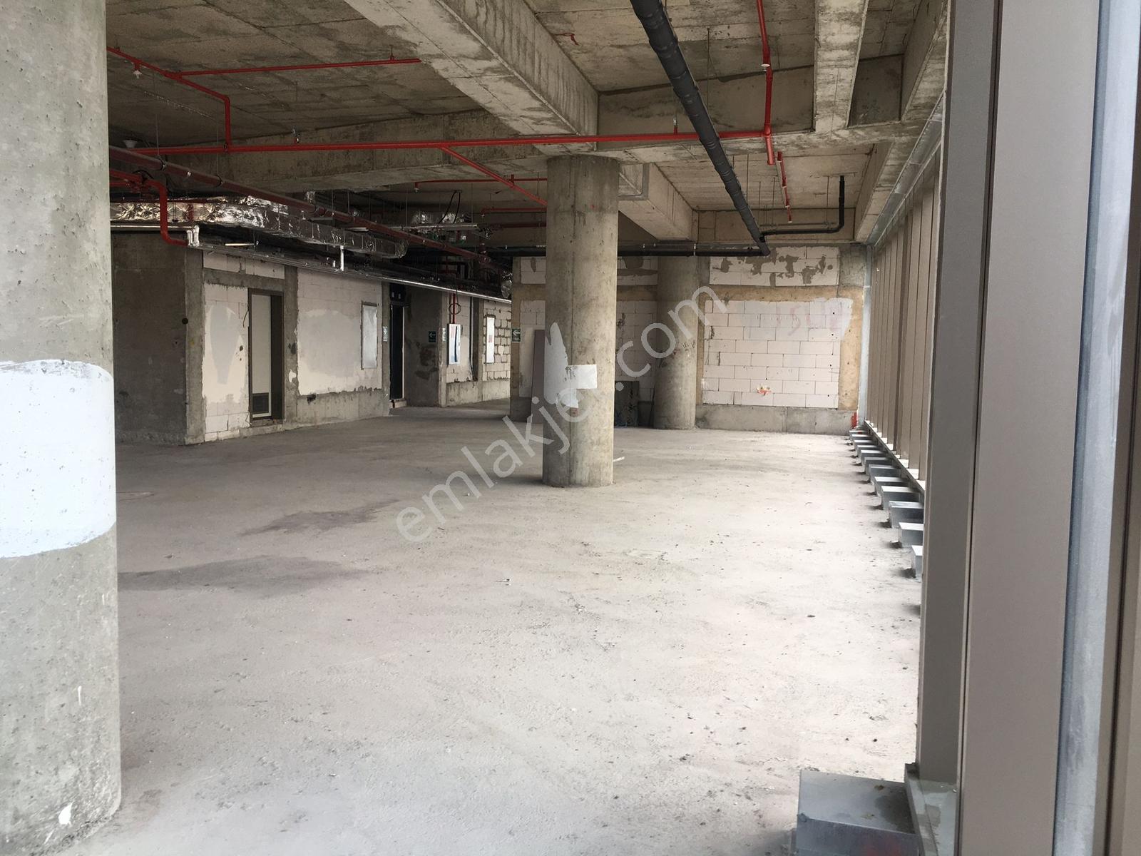Piazza Ofis'de 478 M2 Kdv Avantajlı Premium Kiralık Ofis - Görsel 9