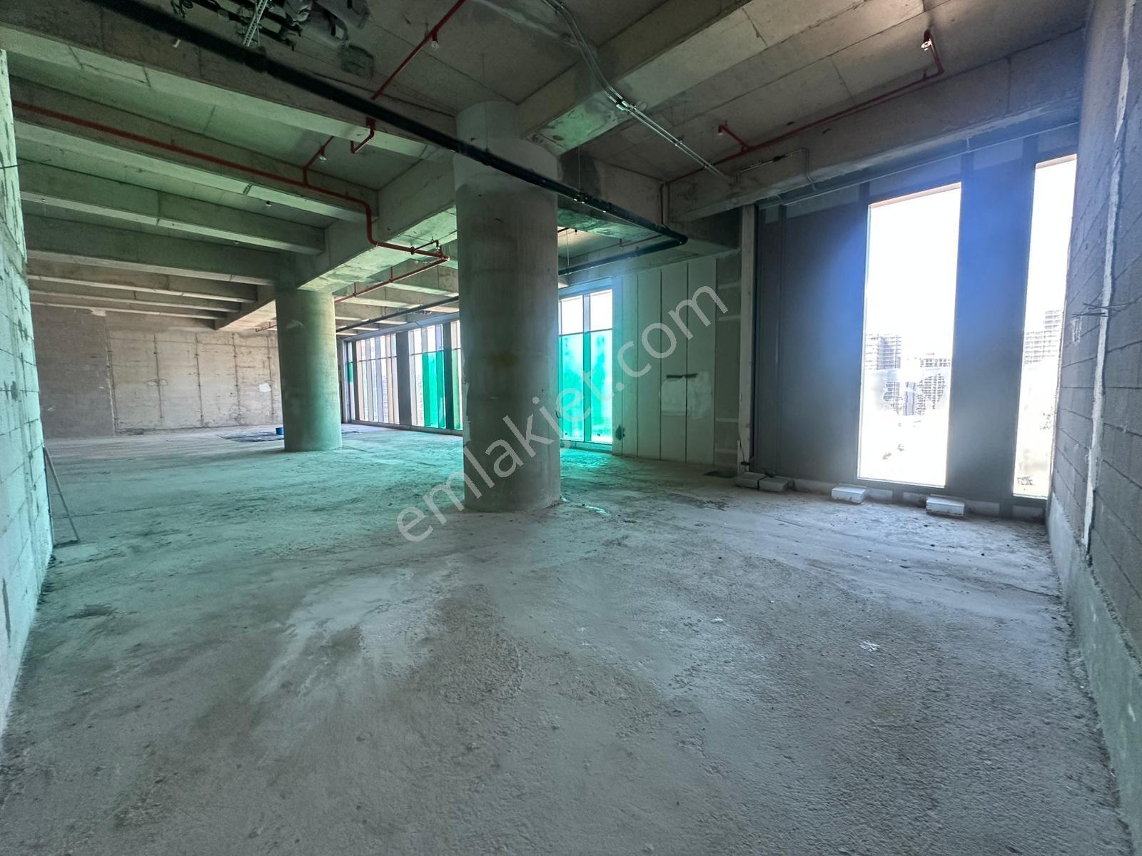 Piazza Ofis'de 478 M2 Kdv Avantajlı Premium Kiralık Ofis - Görsel 10