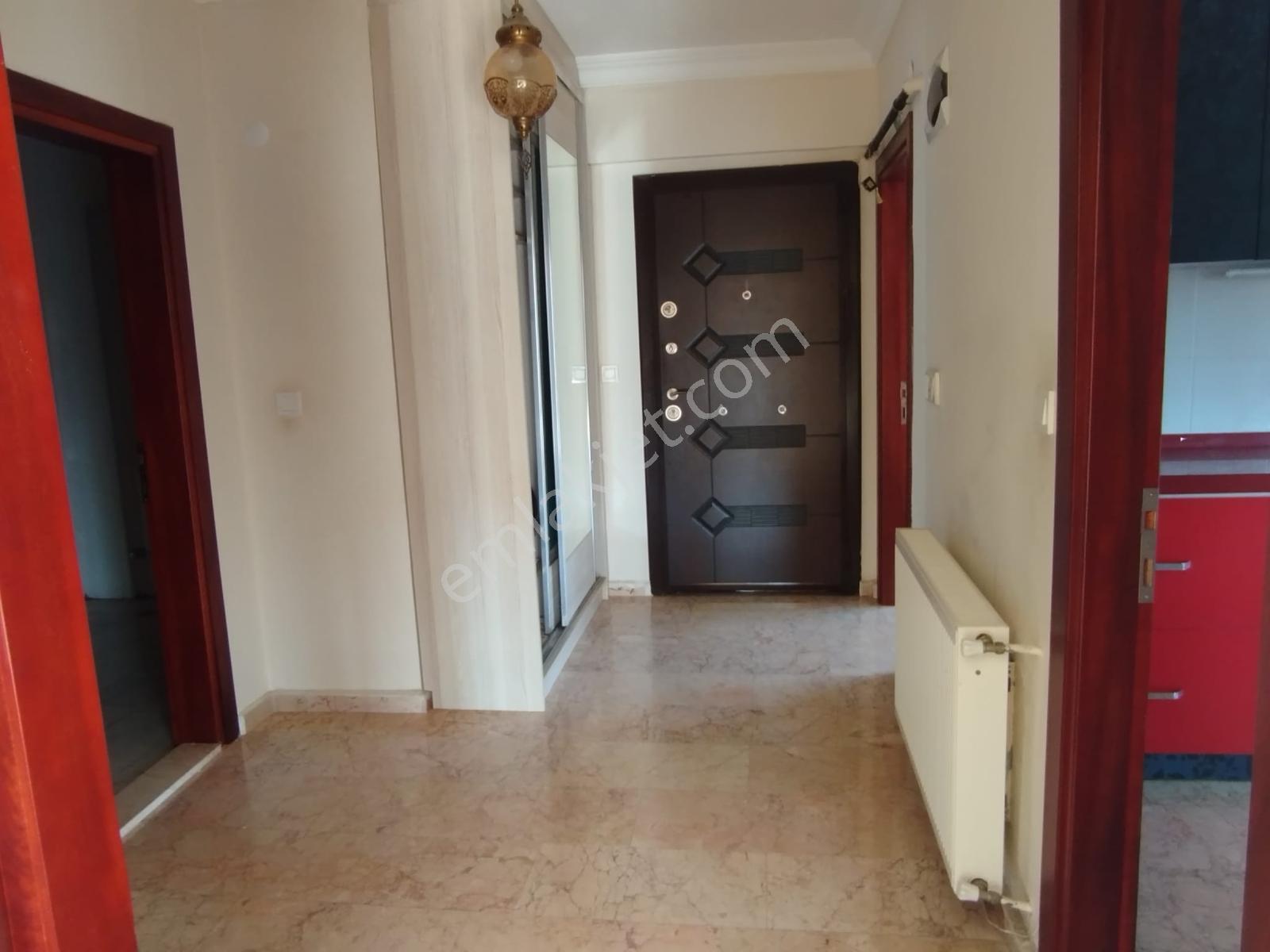 Remax Natural'den Değirmendere'de Kiralık 4+1 Dubleks Daire - Görsel 14