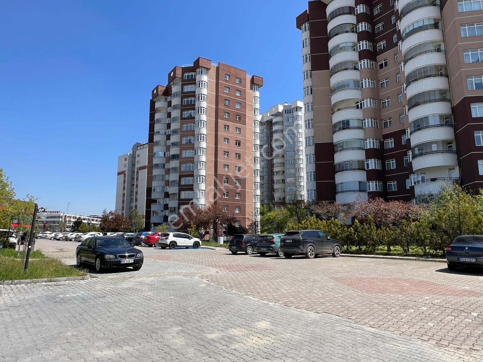 Kartal'dan Satılık Oturuma Hazır Boş 3+1 Ara Kat Kombili - Görsel 20