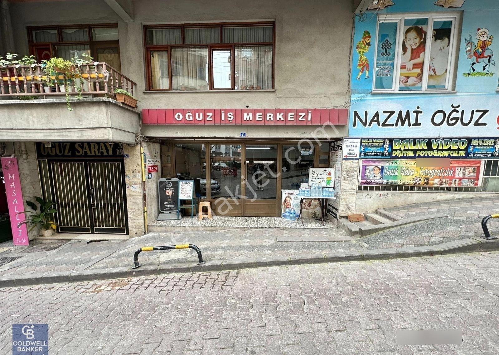 İzmit İnönü Caddesi Oğuz İş Merkezin'nde Satılık Dükkan - Görsel 3