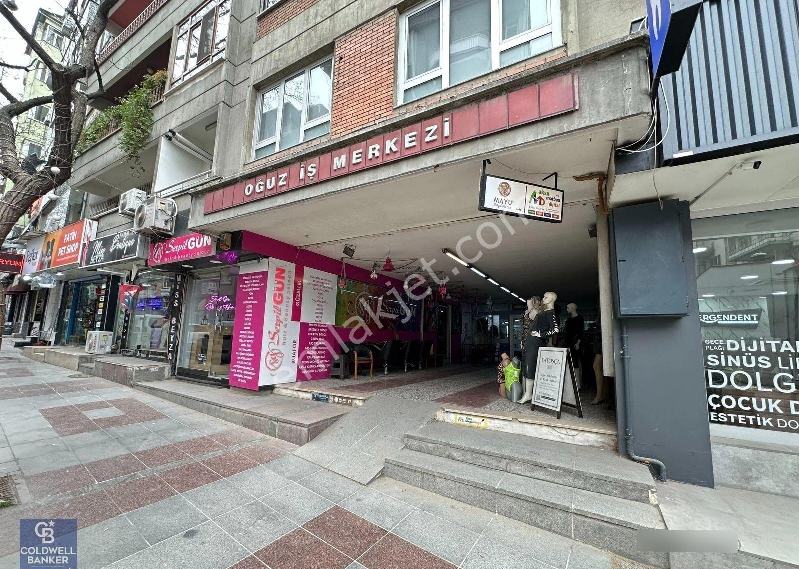 İzmit İnönü Caddesi Oğuz İş Merkezin'nde Satılık Dükkan - Görsel 24