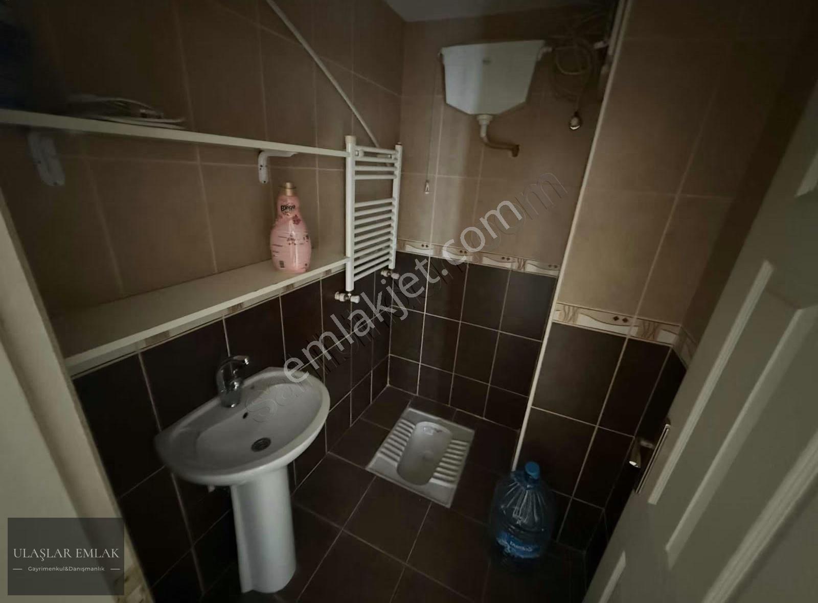 Ümraniye Site Mah. 3+1 140 M2 Satılık Arakat Daire - Görsel 4