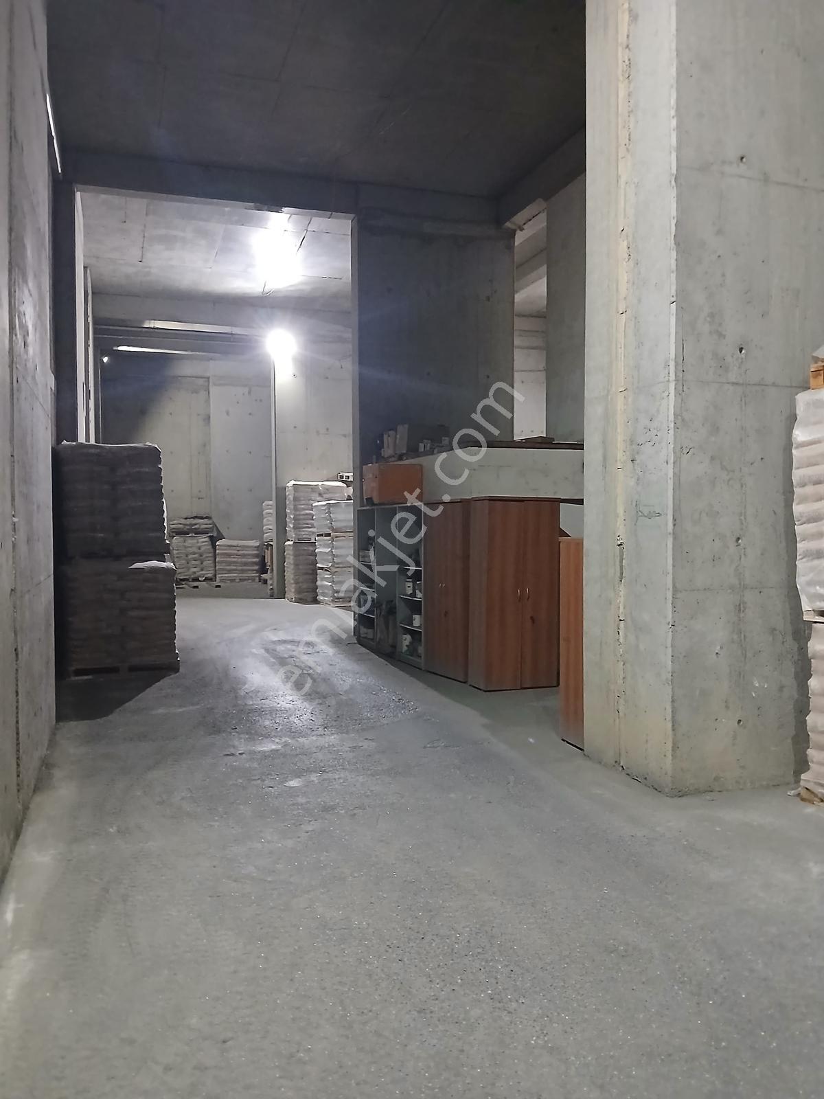 Sancaktepe'de İskanlı Lojistiğe Uygun 1115 M2 Kiralık Depo - Görsel 8