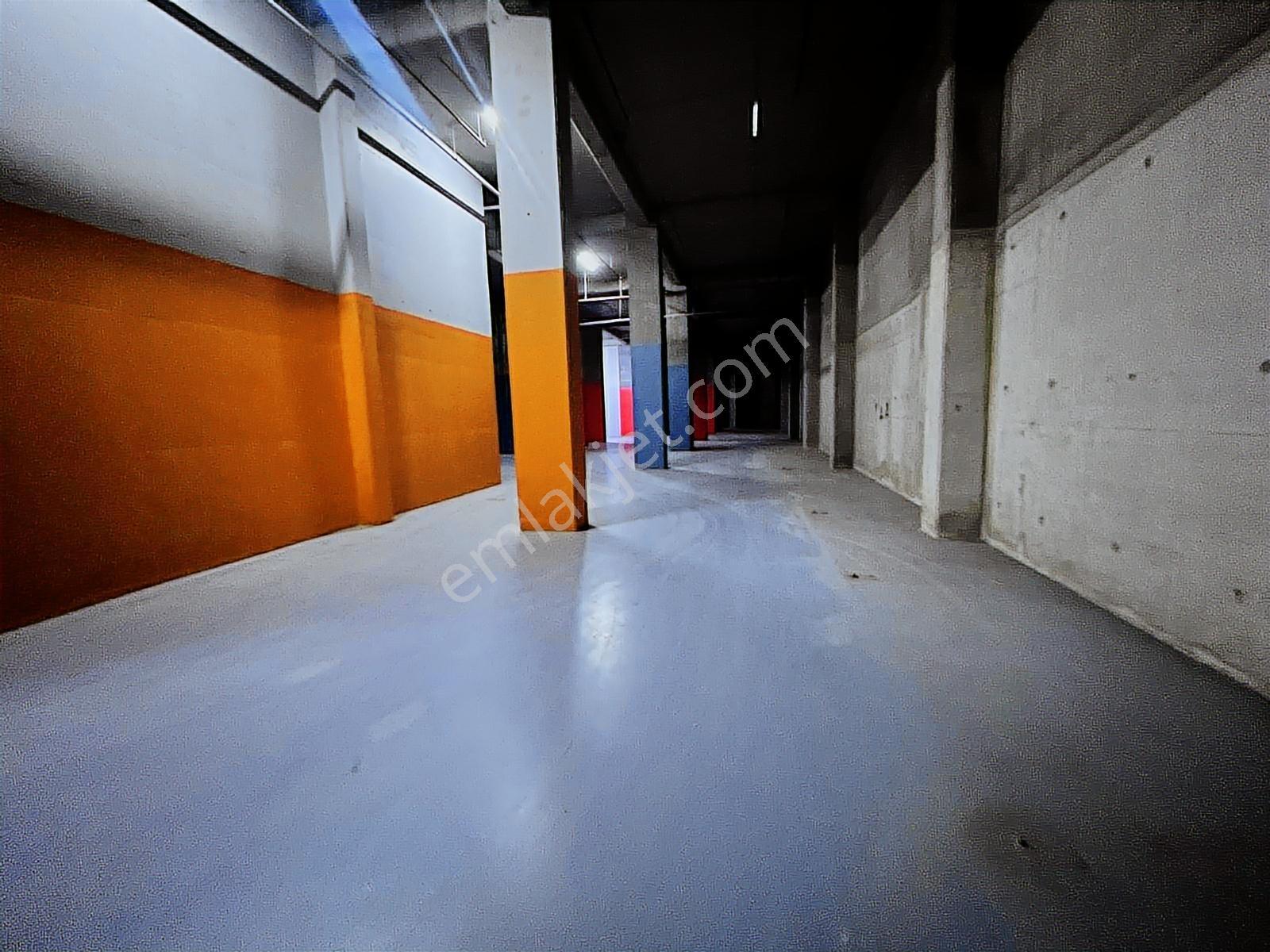 Sancaktepe'de Tır Girişli Lojistiğe Uygun 1690 M2 Kiralık Depo - Görsel 4