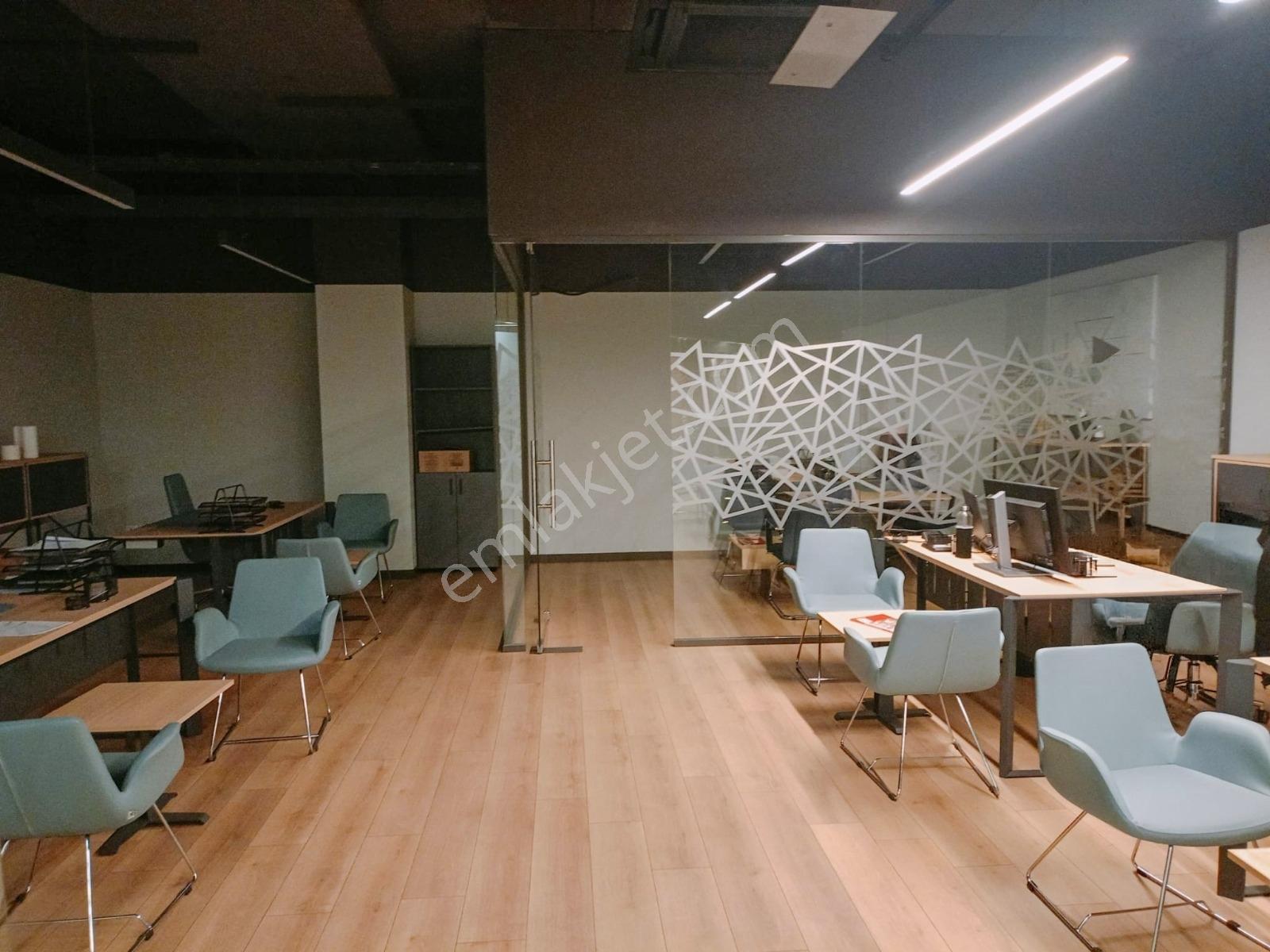 Flatofis Haliç Plazada Az Katlı Mimarisiyle Kiralık 540 M2 Ofis - Görsel 6