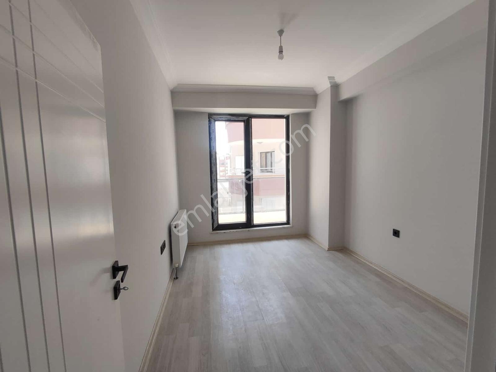 Hazar Gayrimenkulden Alipaşada 3+1 Modern Yaşam Alanı - Görsel 10