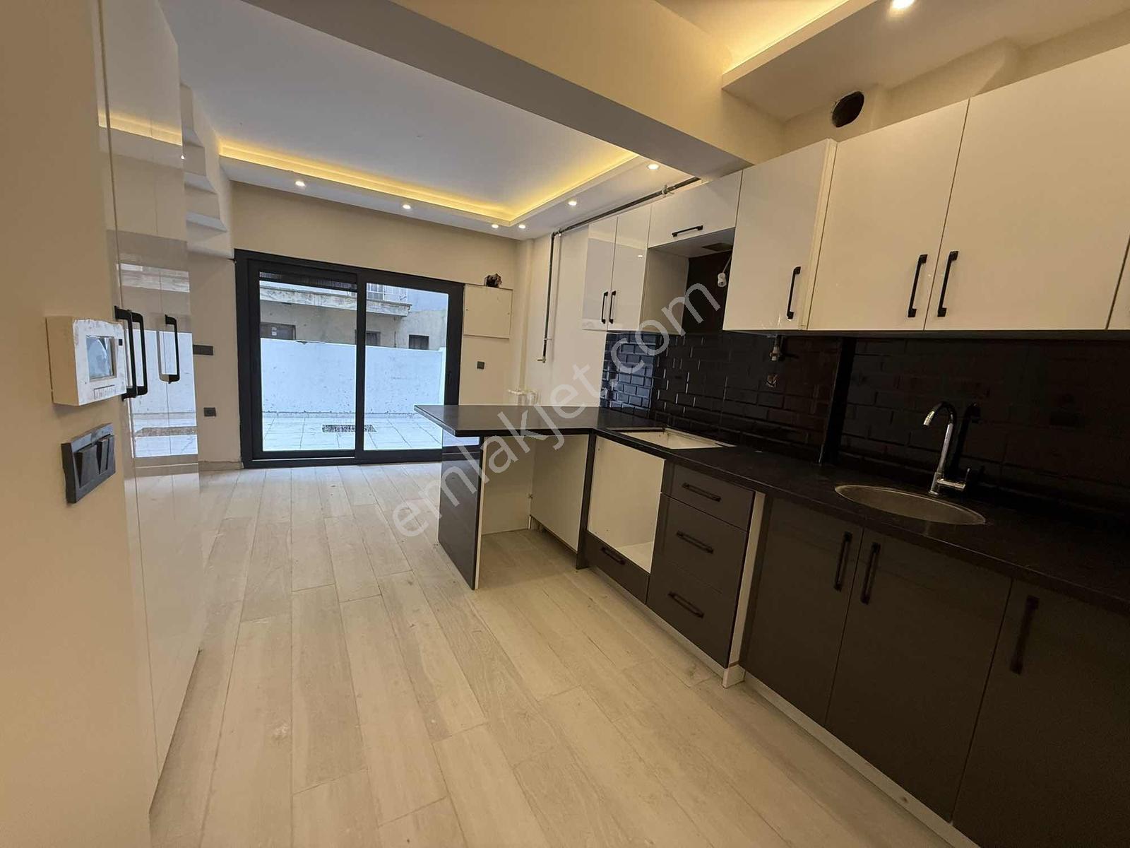 Yeşilyurt Devlet Hast. Yan Sokağı 2+1 Bahçeli Dubleks Daire - Görsel 32