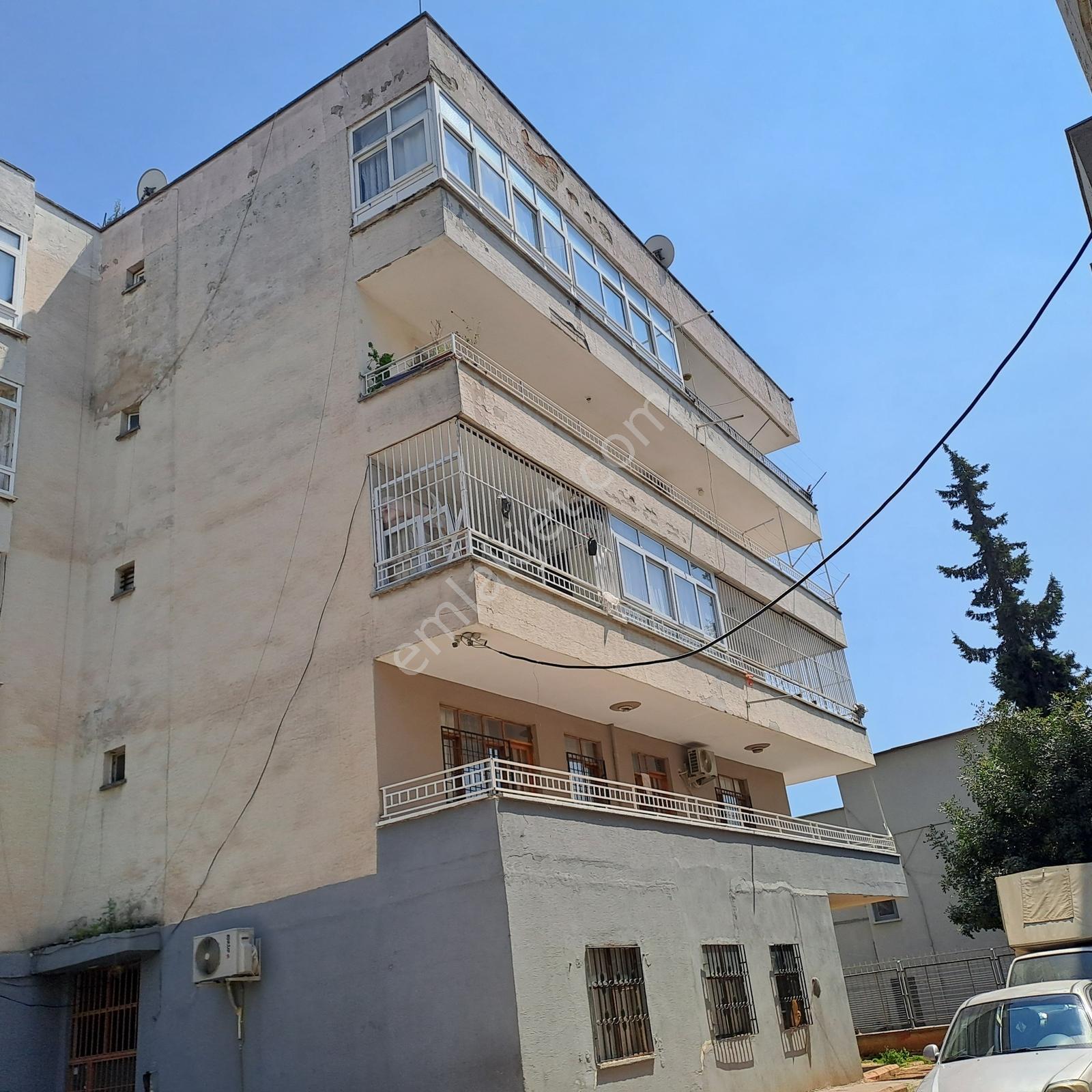 Asyadan Çiftçiler Caddesi Üzerinde 3+1 Satılık - Görsel 4