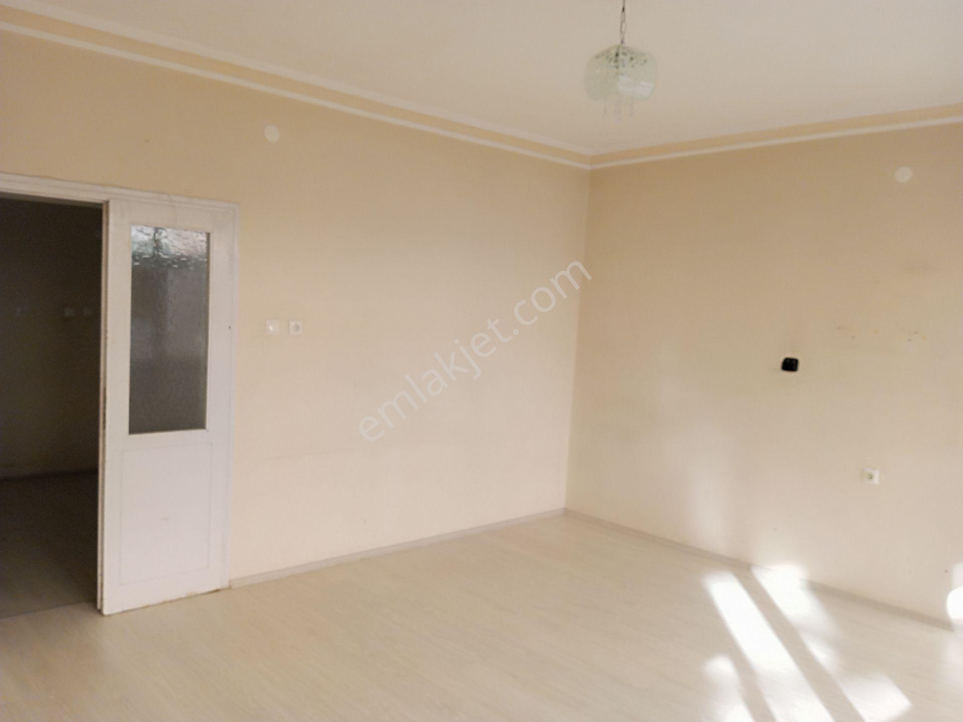 İlkadım Fevziçakmak Mah.100 Yıl Bulvarına Cephe Kiralık 2+1 Daire - Görsel 5