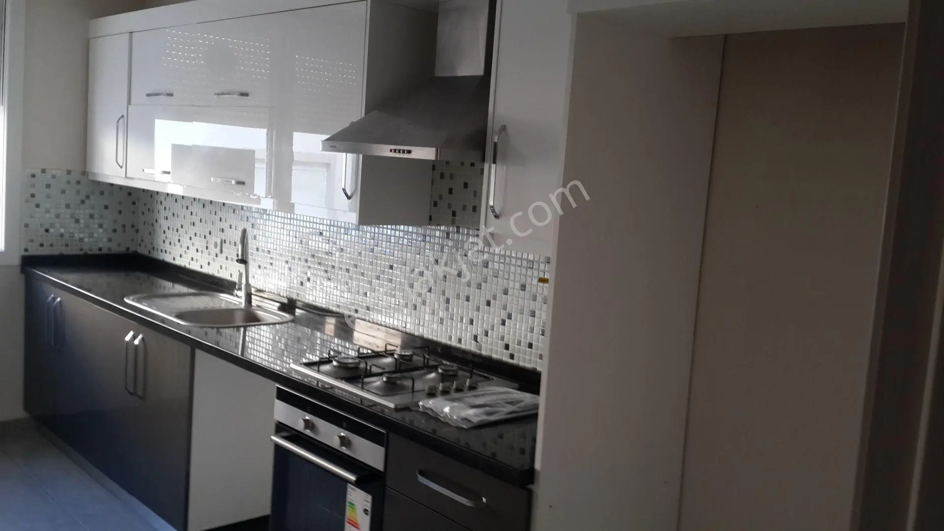 Irmak Meydan Yürüme Mesafesinde Kapalı Otopark Satılık 2+1 Daire