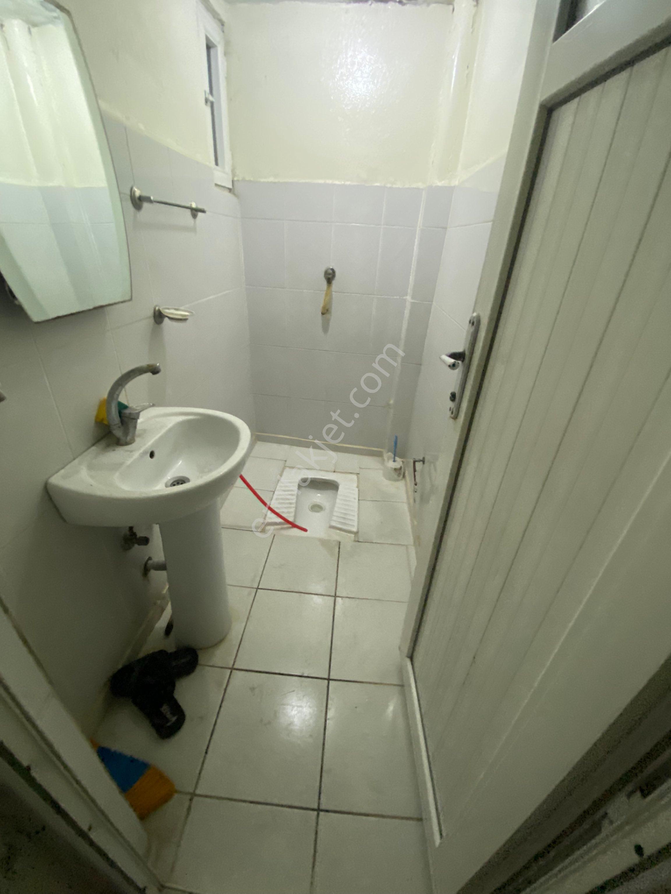 Güneş De 70m2, 2 Katlı,2 Şer Odalı, D. Gazlı,yalıtımlı Ev - Görsel 8