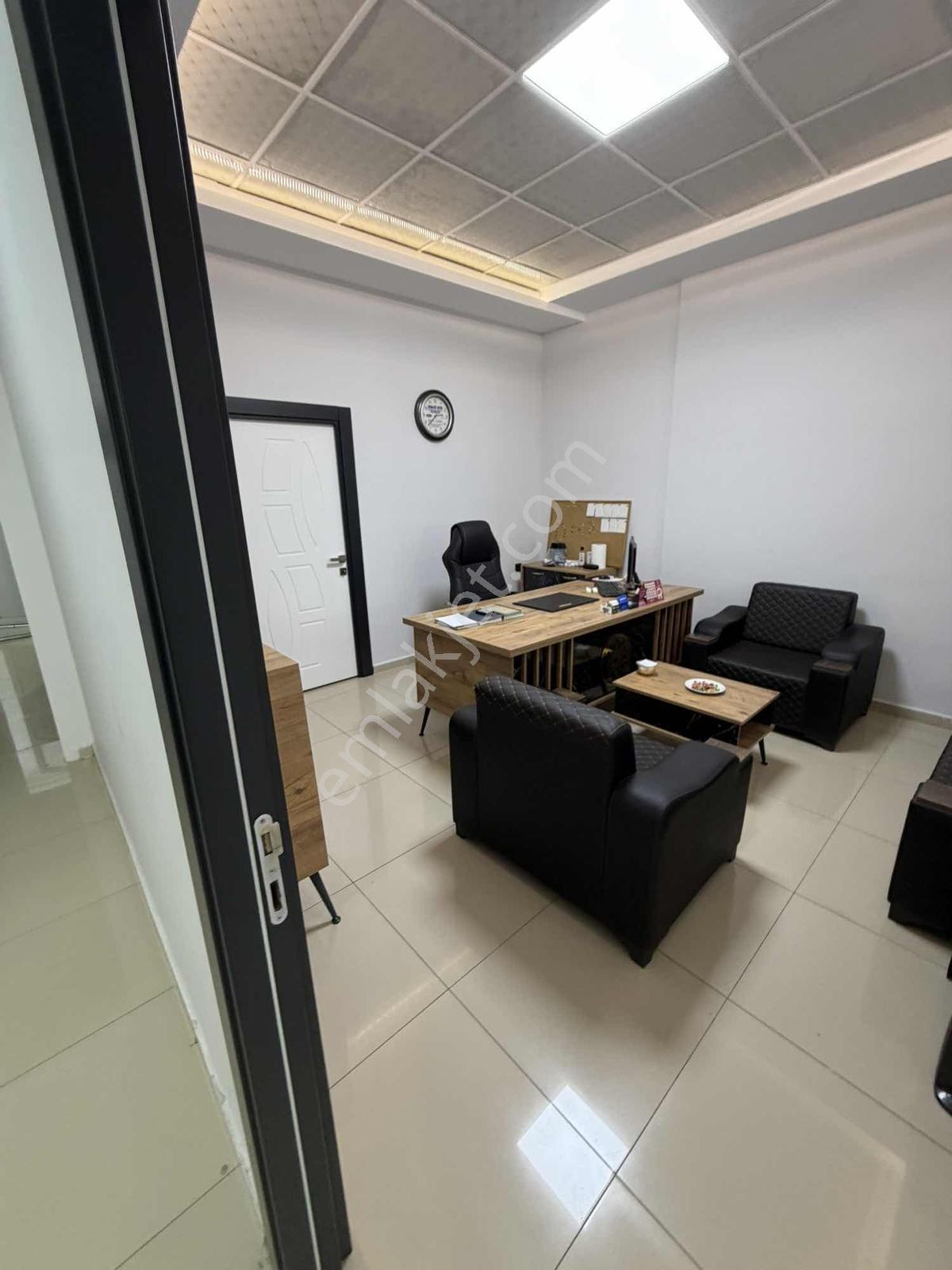 Rota'dan Tabela Değeri Yüksek Mastfroş Girişi Kiralık Dükkan - Görsel 11