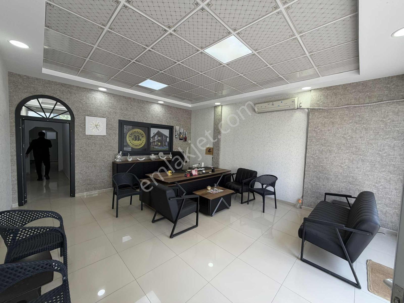 Rota'dan Tabela Değeri Yüksek Mastfroş Girişi Kiralık Dükkan - Görsel 12
