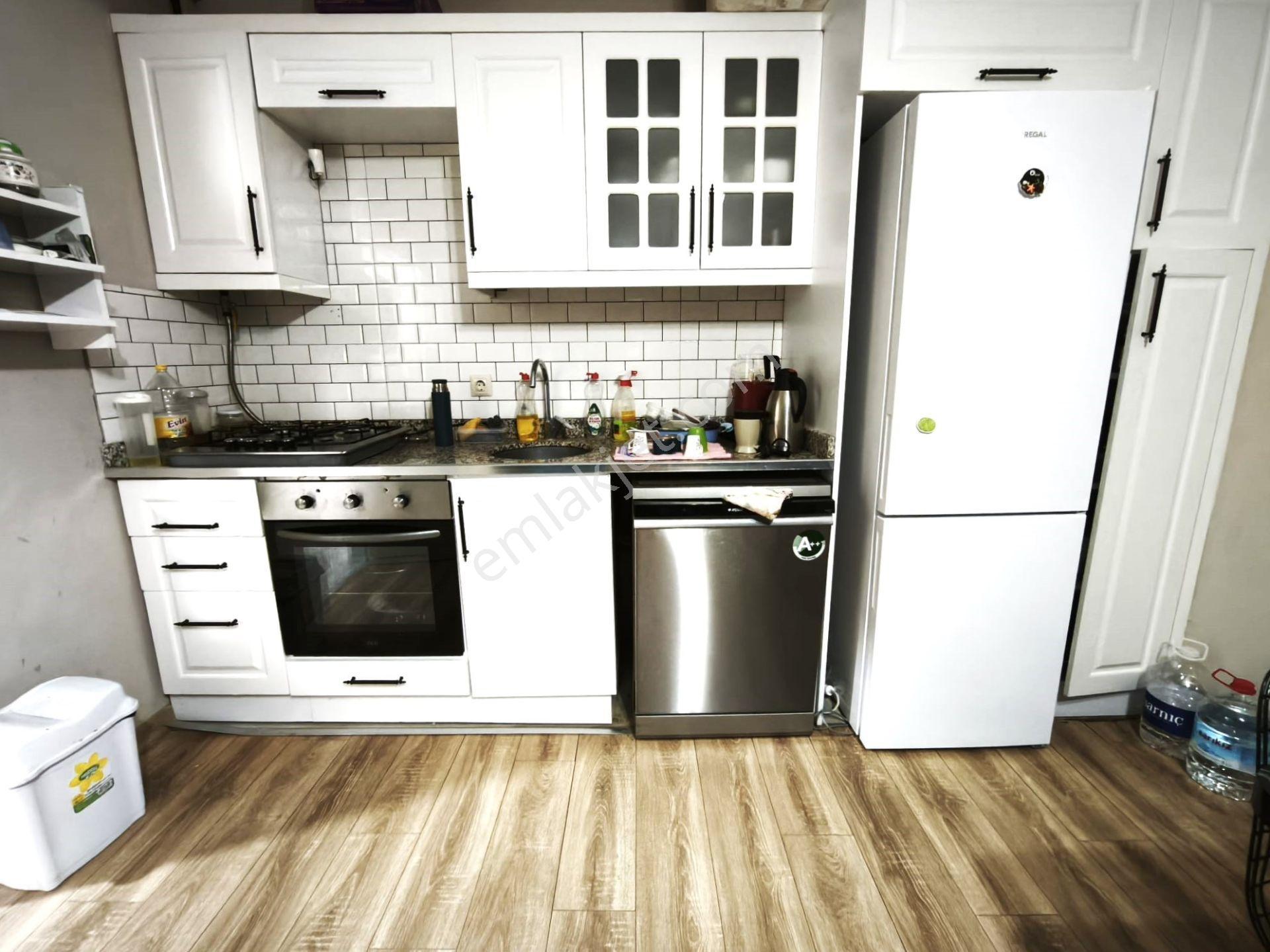 ୨ৎtek Yetkili Aygülden Burhaniye Merkez'de Nezih Site İçi Ful Eşyalı Doğalgazlı 1+1 Satılık Daire୨ৎ - Görsel 8