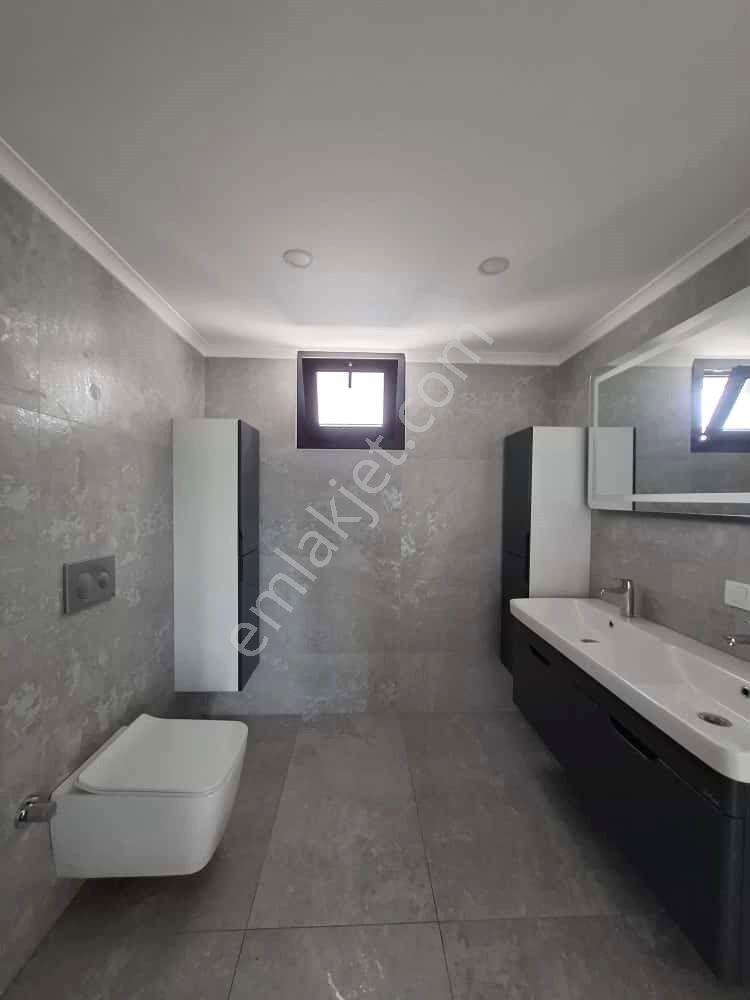 Goldhouse Dan Satılık Villa Sahile 200 Mt Müstakil Havuzlu Lüks 4+1 - Görsel 34