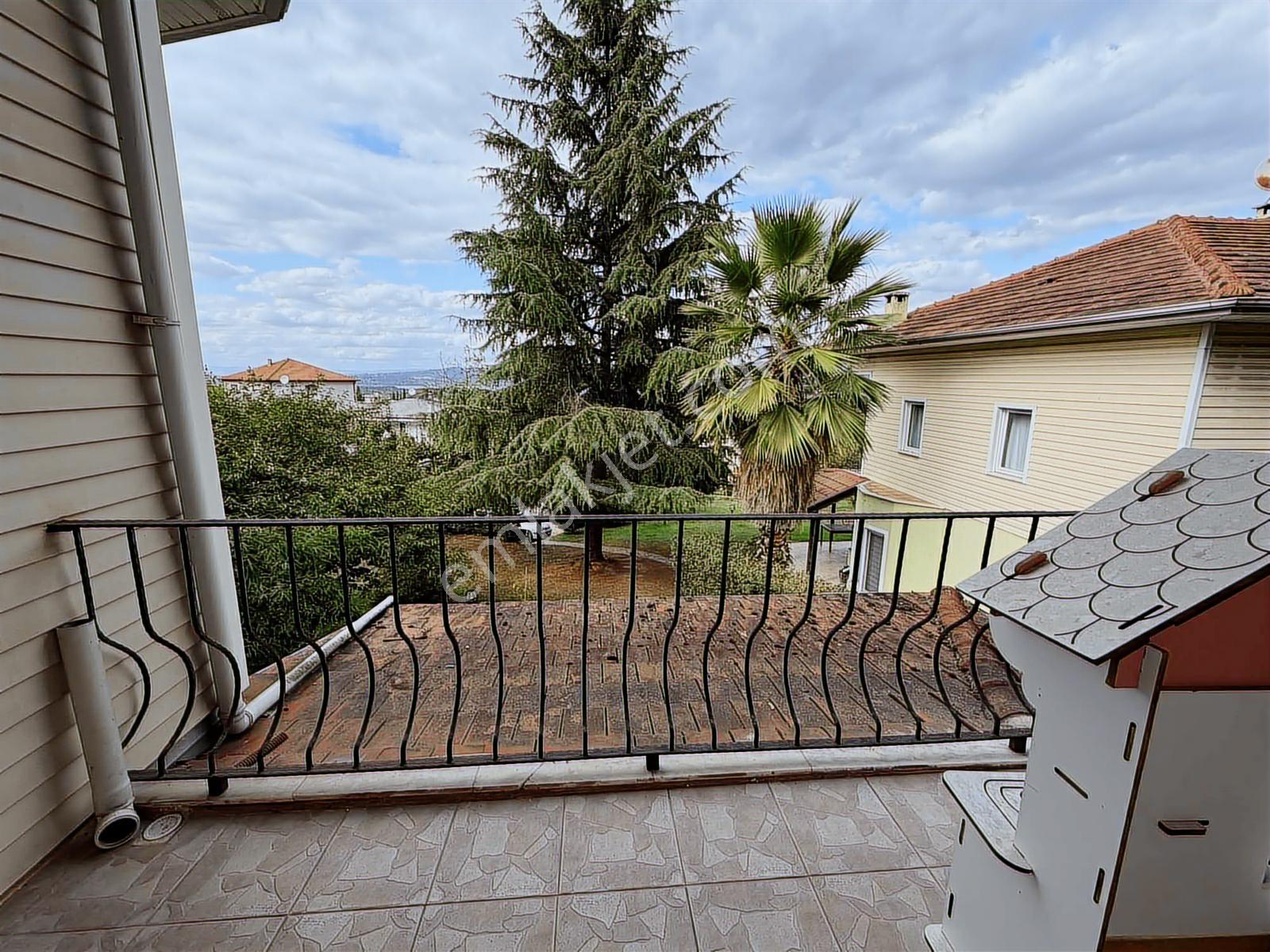 Ayşe Emlak'tan Sapanca Kırkpınar Koru Evlerinde Kiralık Villa - Görsel 16