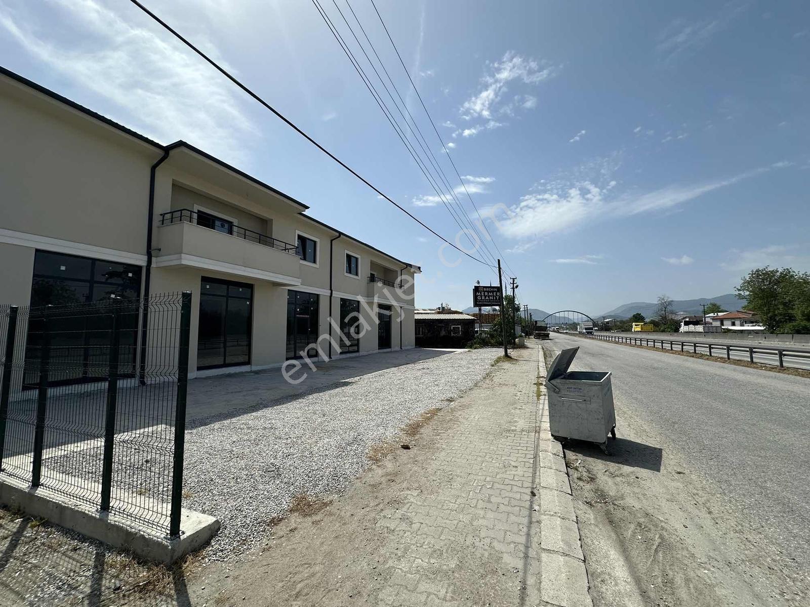 E-5 Cepheli | Yüksek Tabela Değeri | 380m2 | Kiralık Dükkan&depo