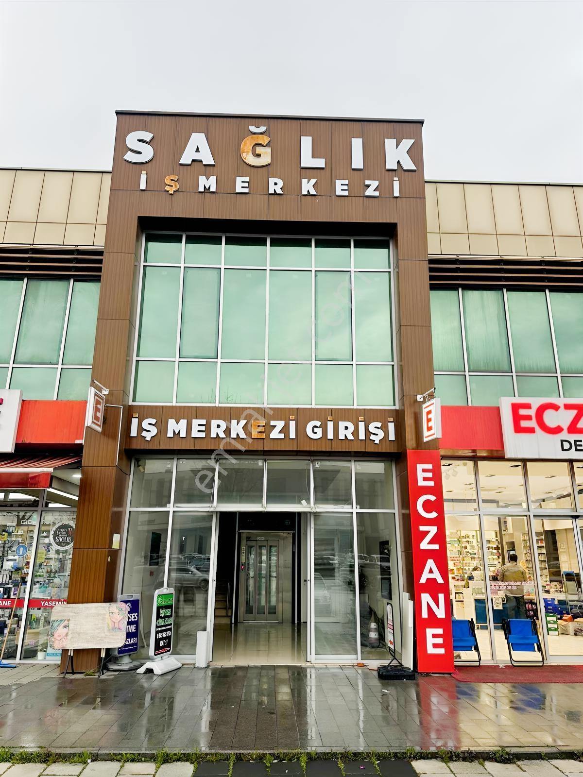 Seah Karşısı Masrafsız Yapılı En Değerli Lokasyon Köşe Ofis !! - Görsel 26