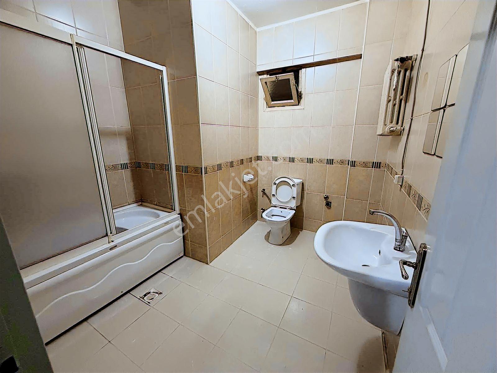 Ayşe Emlak'tan Arifiye Merkezde Asansörlü 1+1 Kiralık Daire - Görsel 9