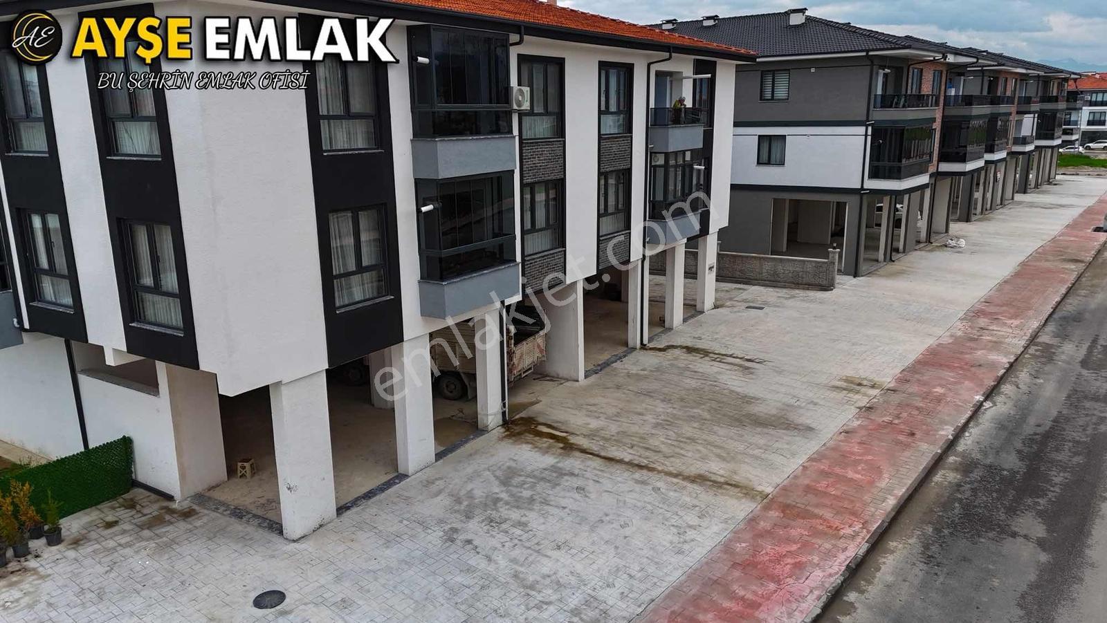 Ayşe Emlaktan Fatih Osmangazi Cadde Üzeri Satılık Dükkan - Görsel 5