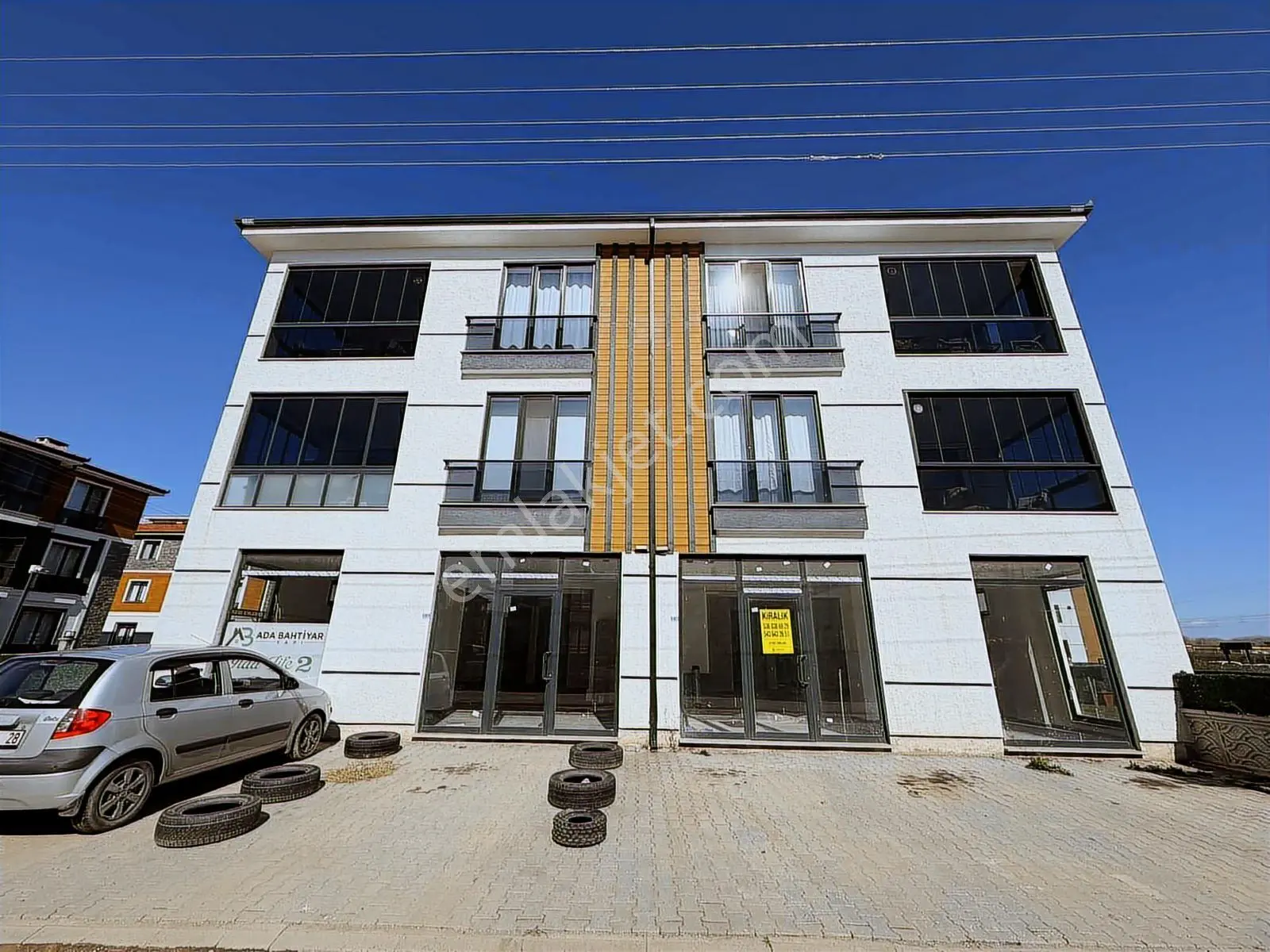 Ayşe Emlak'tan Fatih Mahallesinde Cadde Üzeri Kiralık Dükkan