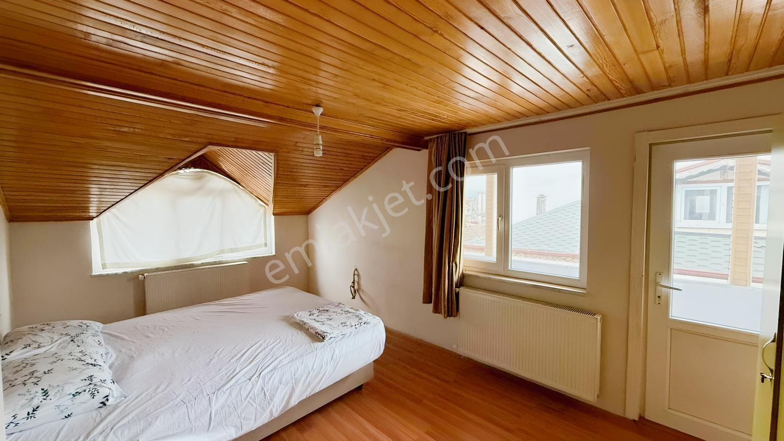 Arifiye Merkez'de Kiralık Eşyalı Daire - Görsel 4