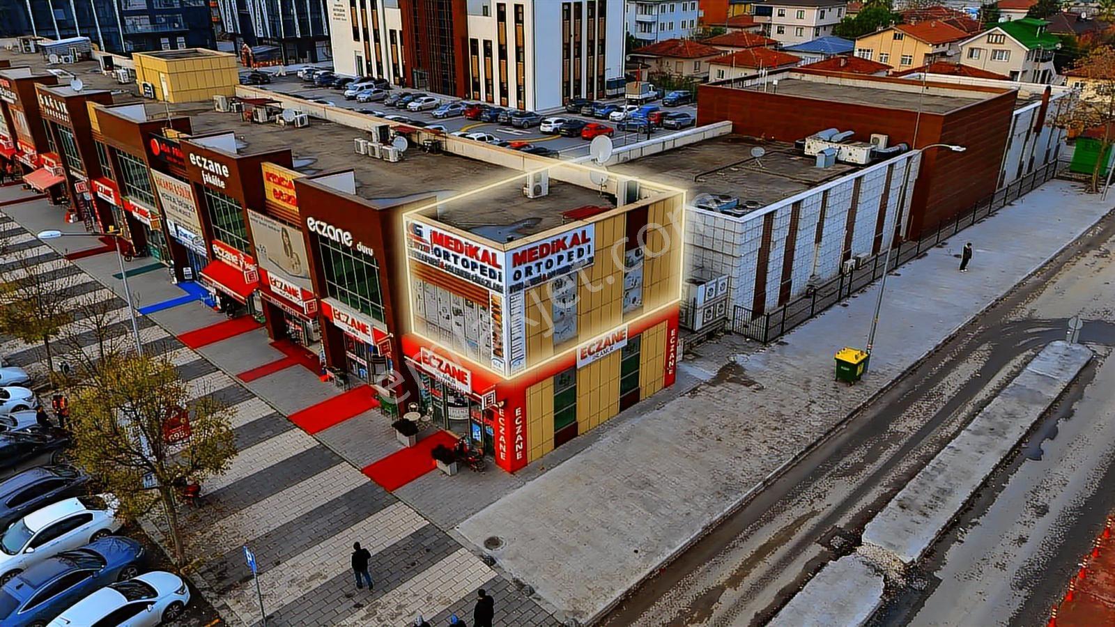Seah Karşısı Eşyalı En Değerli Köşe Ofisi / Yüksek Tabela Değeri - Görsel 3