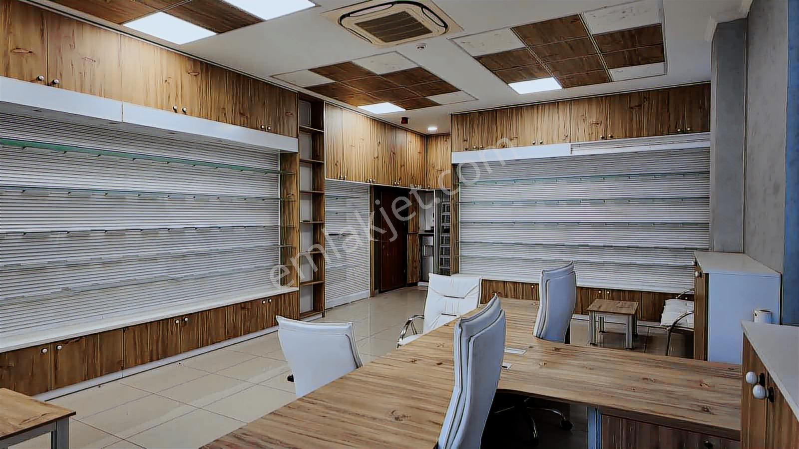 Seah Karşısı Eşyalı En Değerli Köşe Ofisi / Yüksek Tabela Değeri - Görsel 18