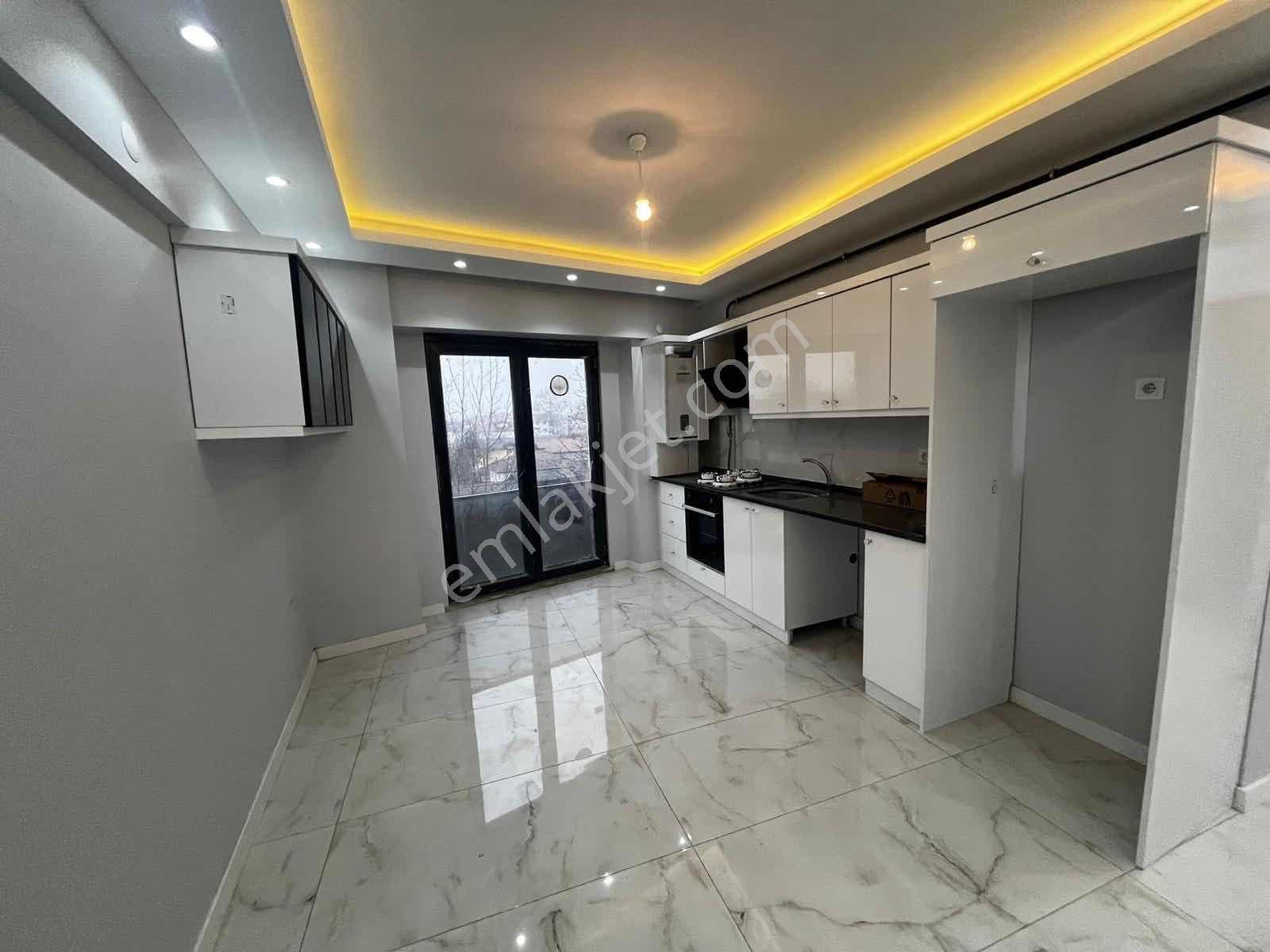 Ayşe Emlaktan 2+1 Kiralık Daire - Görsel 13