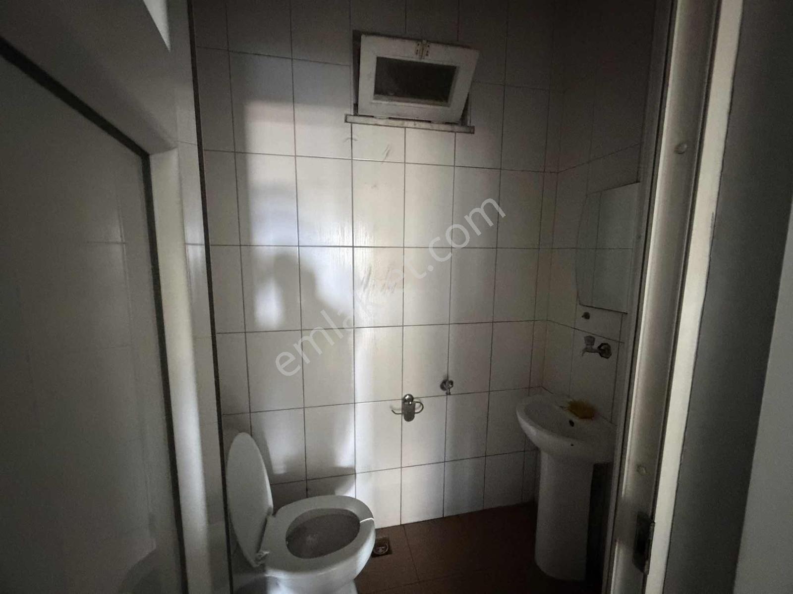 Ayşe Emlak'tan Tabela Değeri Yüksek Ticari Kiralık Dükkan - Görsel 10