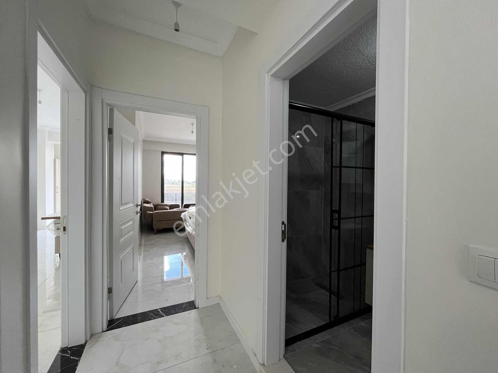 Ayşe Emlak'tan Fatih'de 4+1 Eşyalı Bahçeli Havuzlu Teraslı Villa - Görsel 15