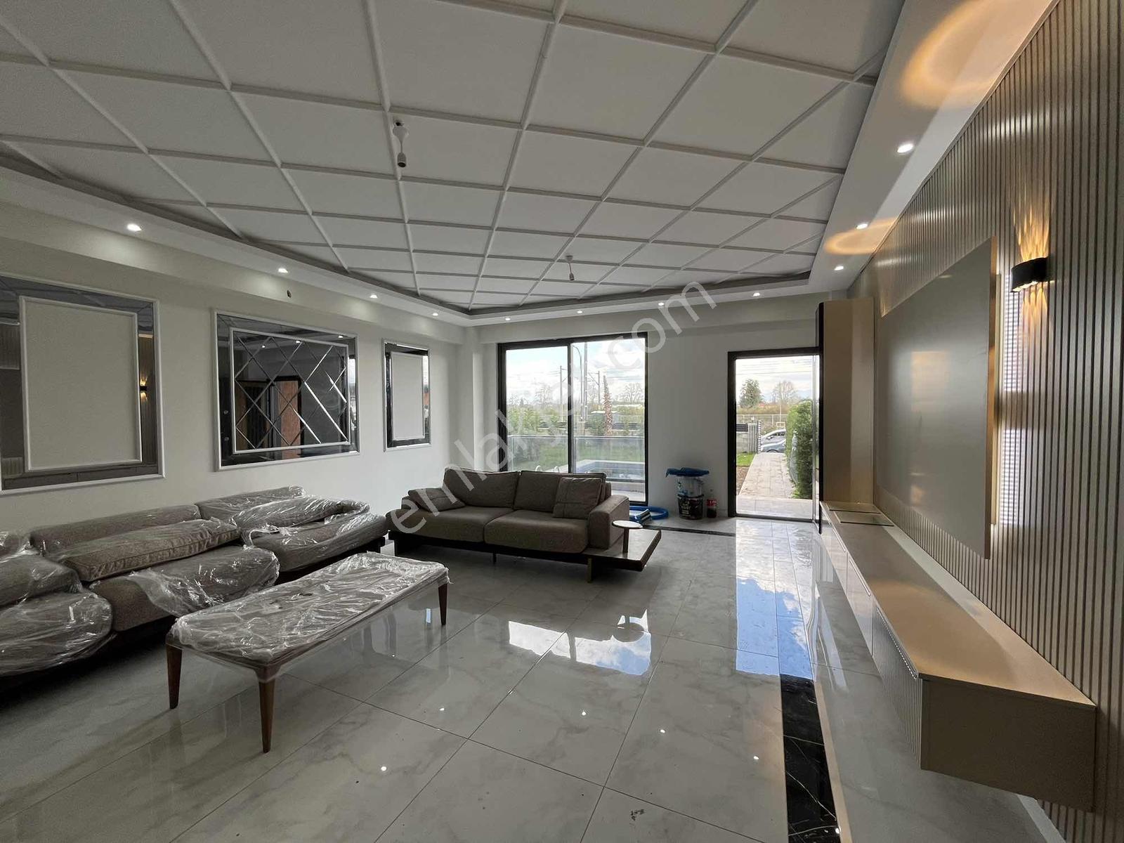 Ayşe Emlak'tan Fatih'de 4+1 Eşyalı Bahçeli Havuzlu Teraslı Villa - Görsel 6
