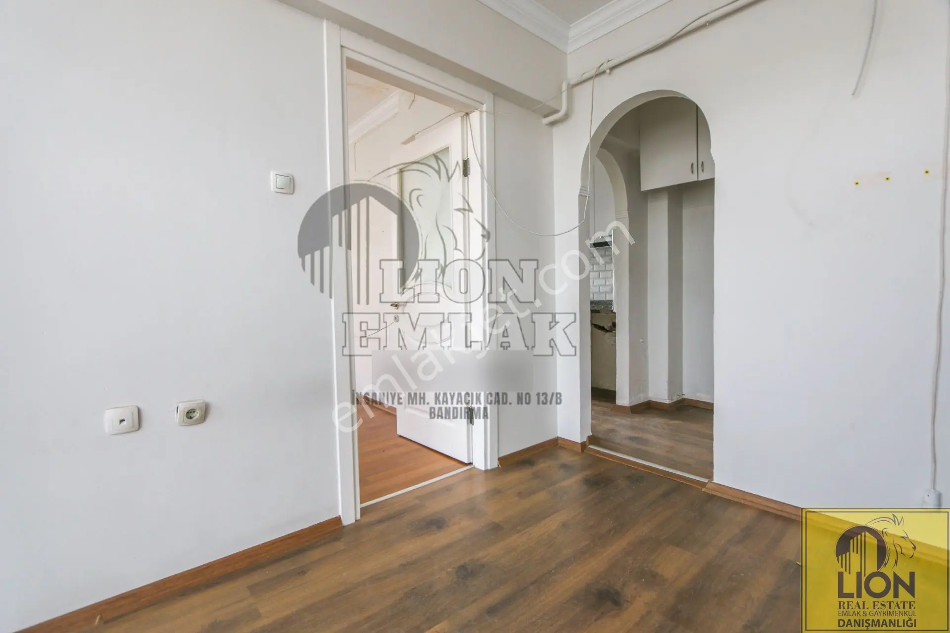 Lıon Emlak'tan 17 Eylül'de Masrafsız Köşe Konumlu Kiralık 2+1 Daire - Görsel 13
