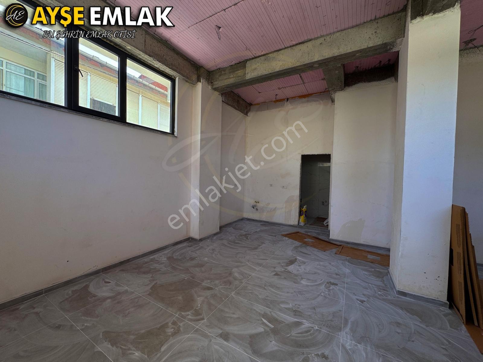 Ayşe Emlaktan Erenlerde Çarşı Merkeze Yakın 150m² Kiralık Dükkan - Görsel 9