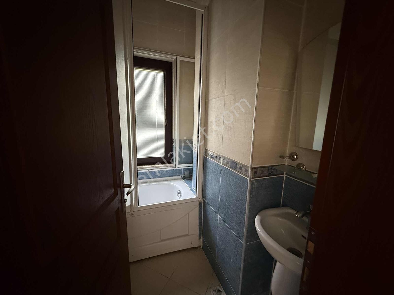 Ayşe Emlaktan Kiralık Villa - Görsel 24
