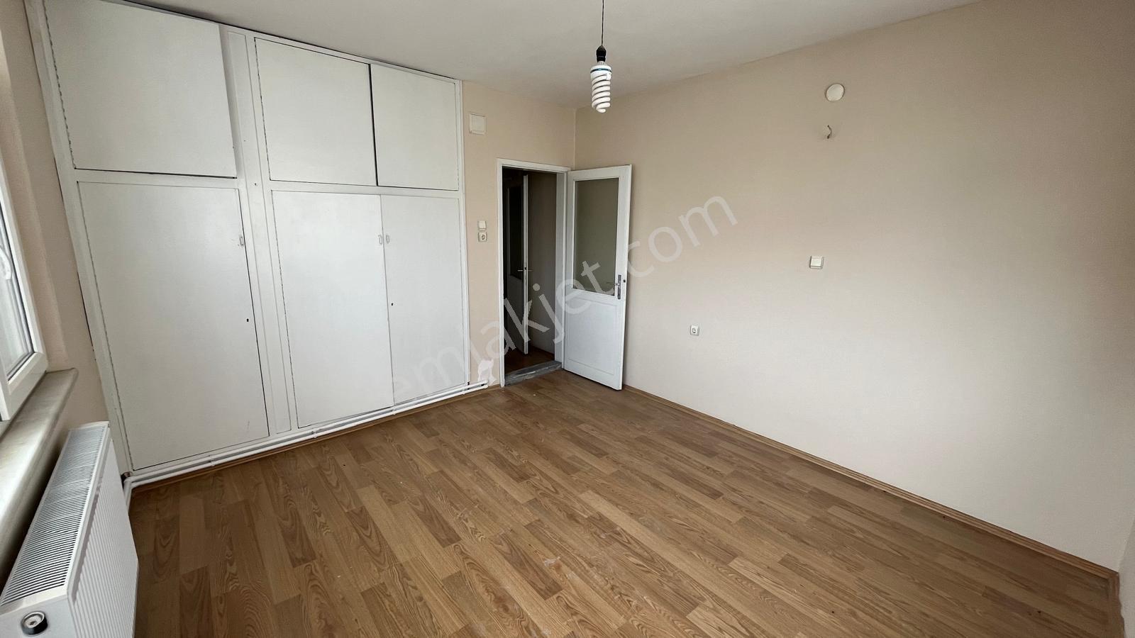 Bafra Vıp Gym.den İshaklı Eski Şube Cad.de 3+1 Kiralık Daire - Görsel 10