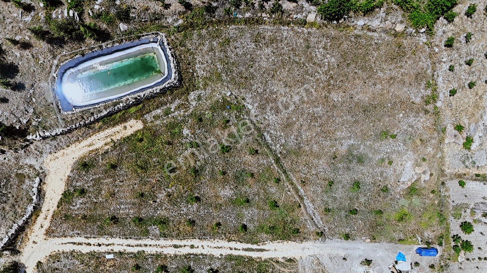 Bolkar'dan Arslanköyde 790m² Göl Manzaralı Araziler - Görsel 8