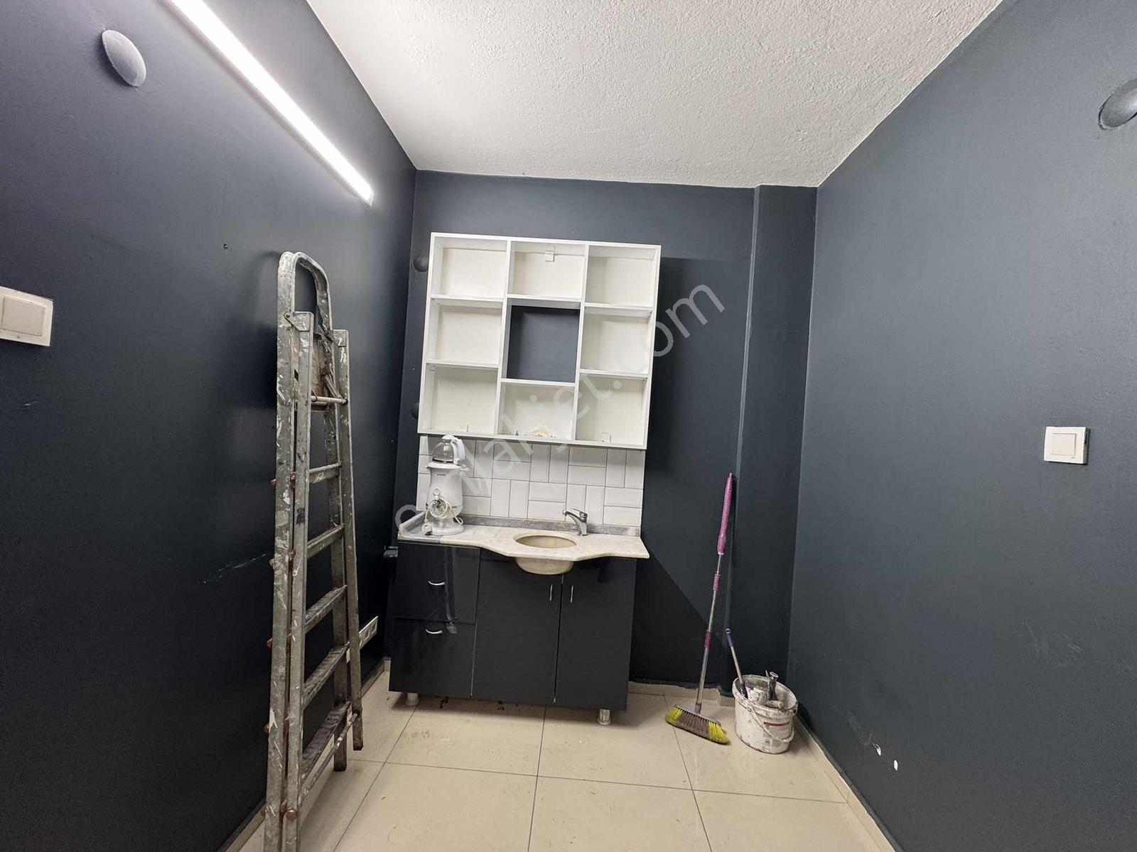 Akın'dan Göksu Mah İşlek Konumda Caddeüzeri 75 M2 Kiralık Dükkan - Görsel 6